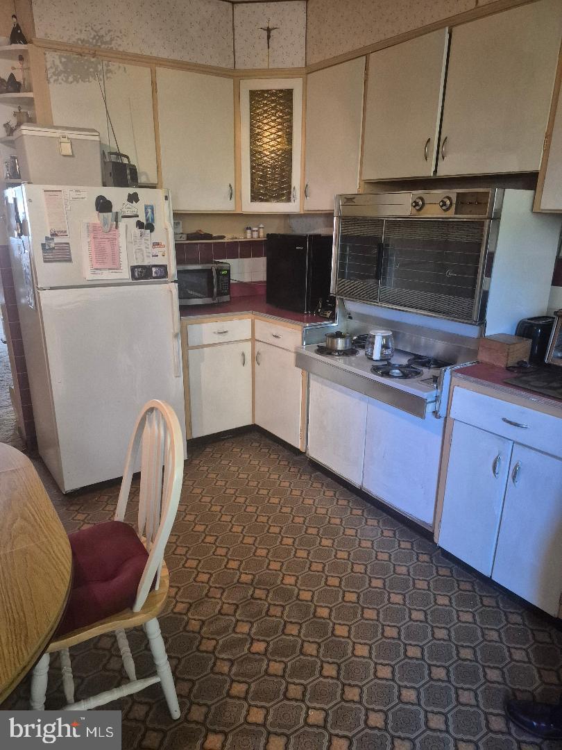 1214 S 11TH STREET