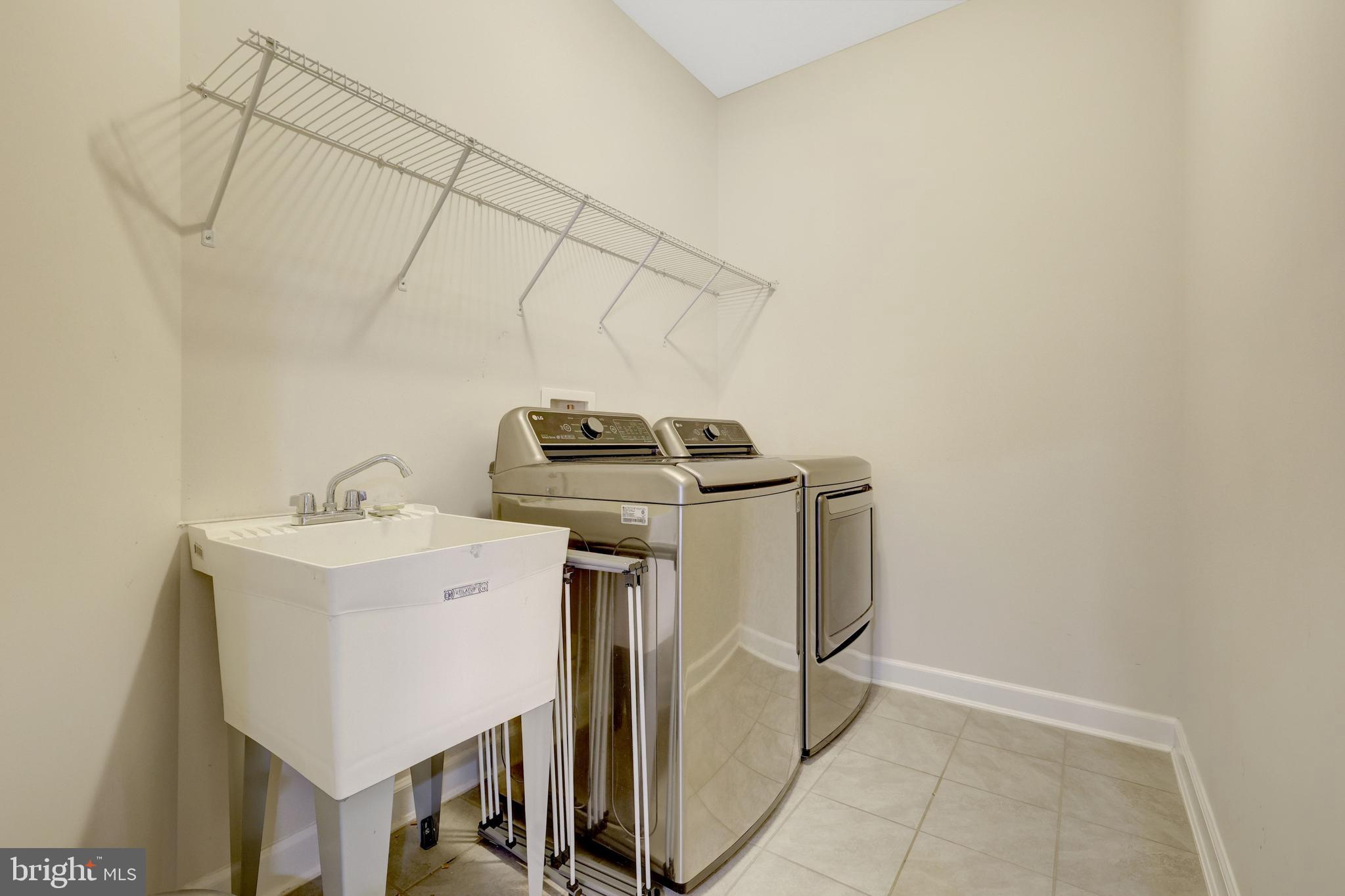 GROVE AT WILLOWSFORD - Residential