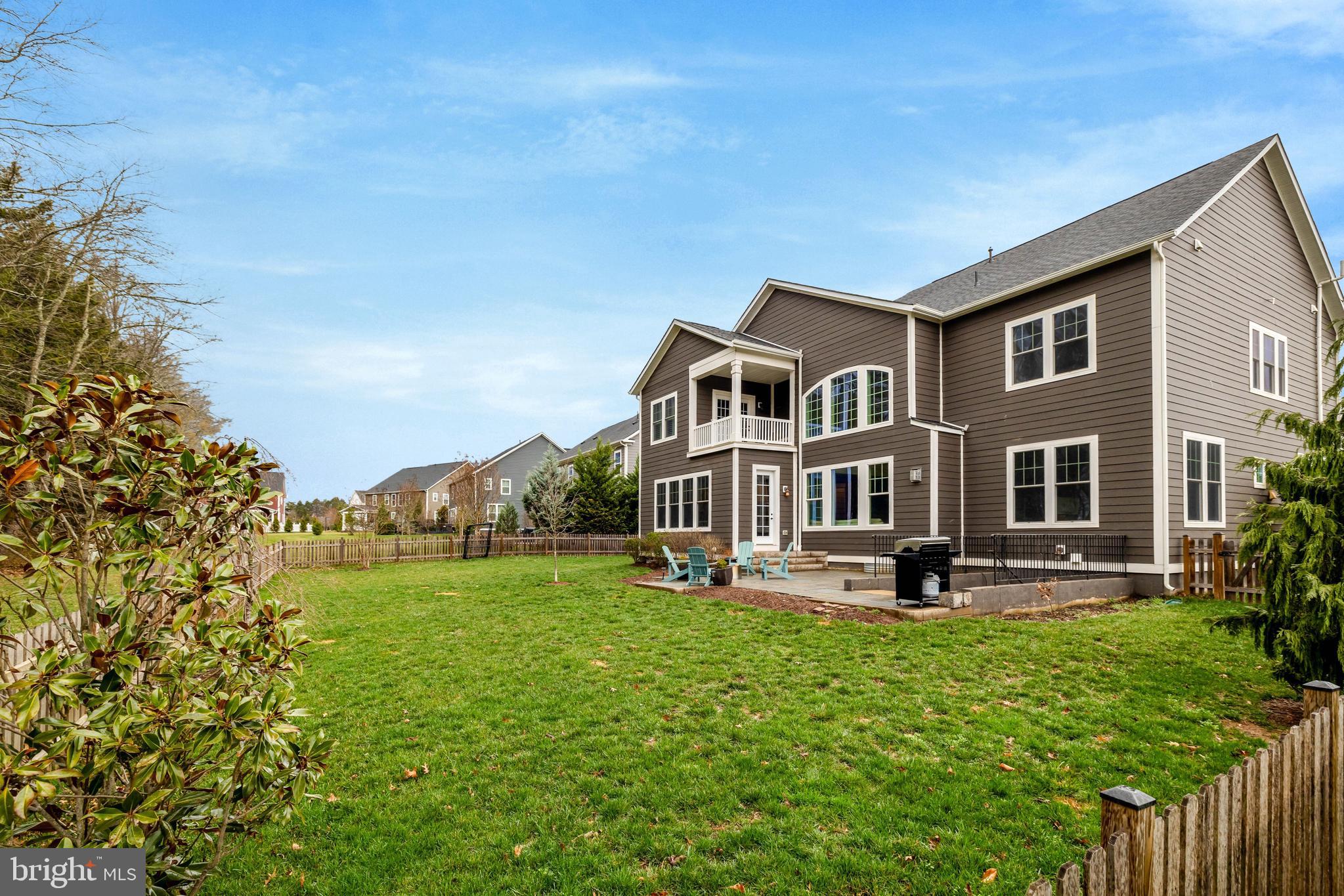 GROVE AT WILLOWSFORD - Residential