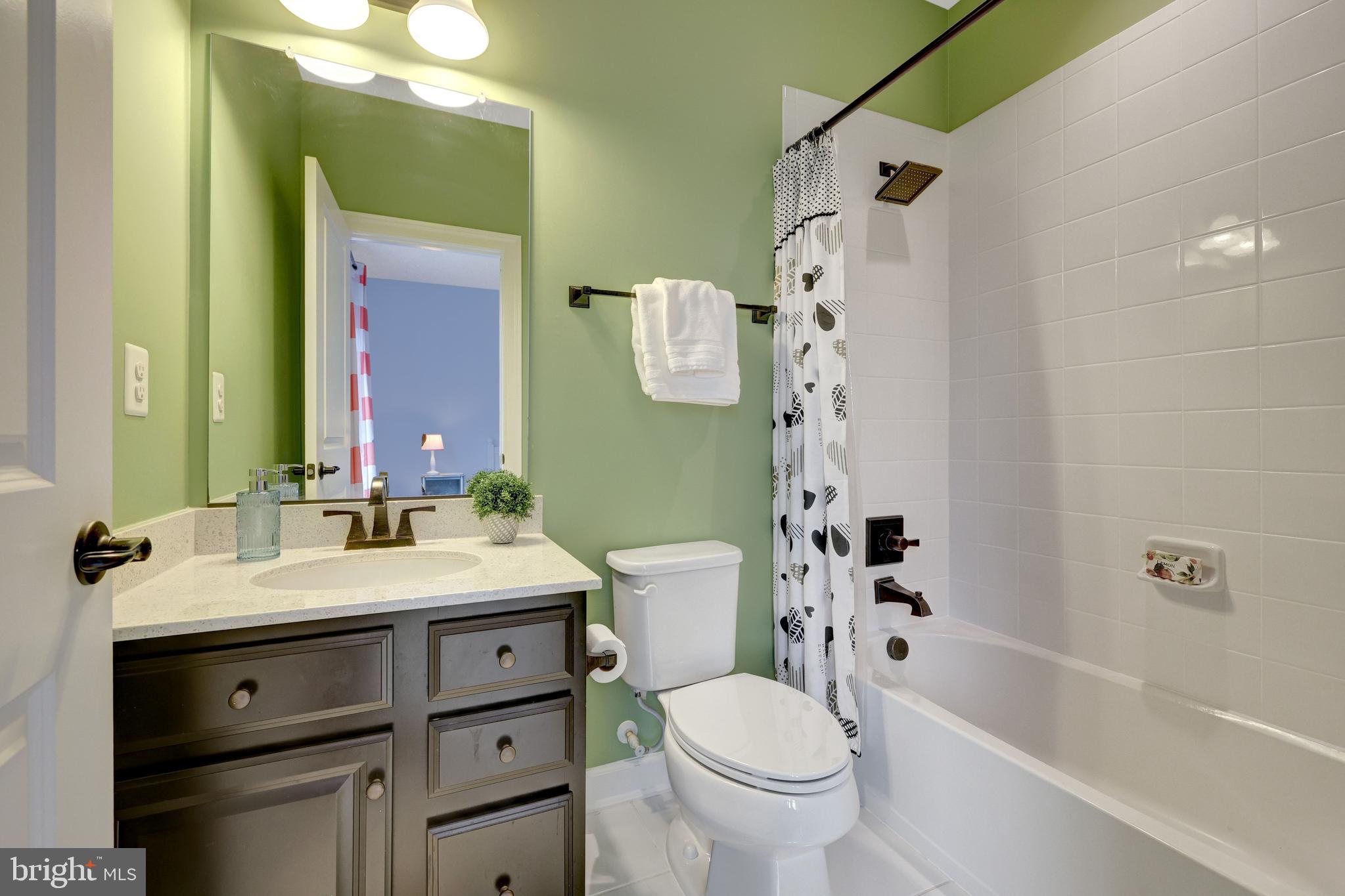 GROVE AT WILLOWSFORD - Residential