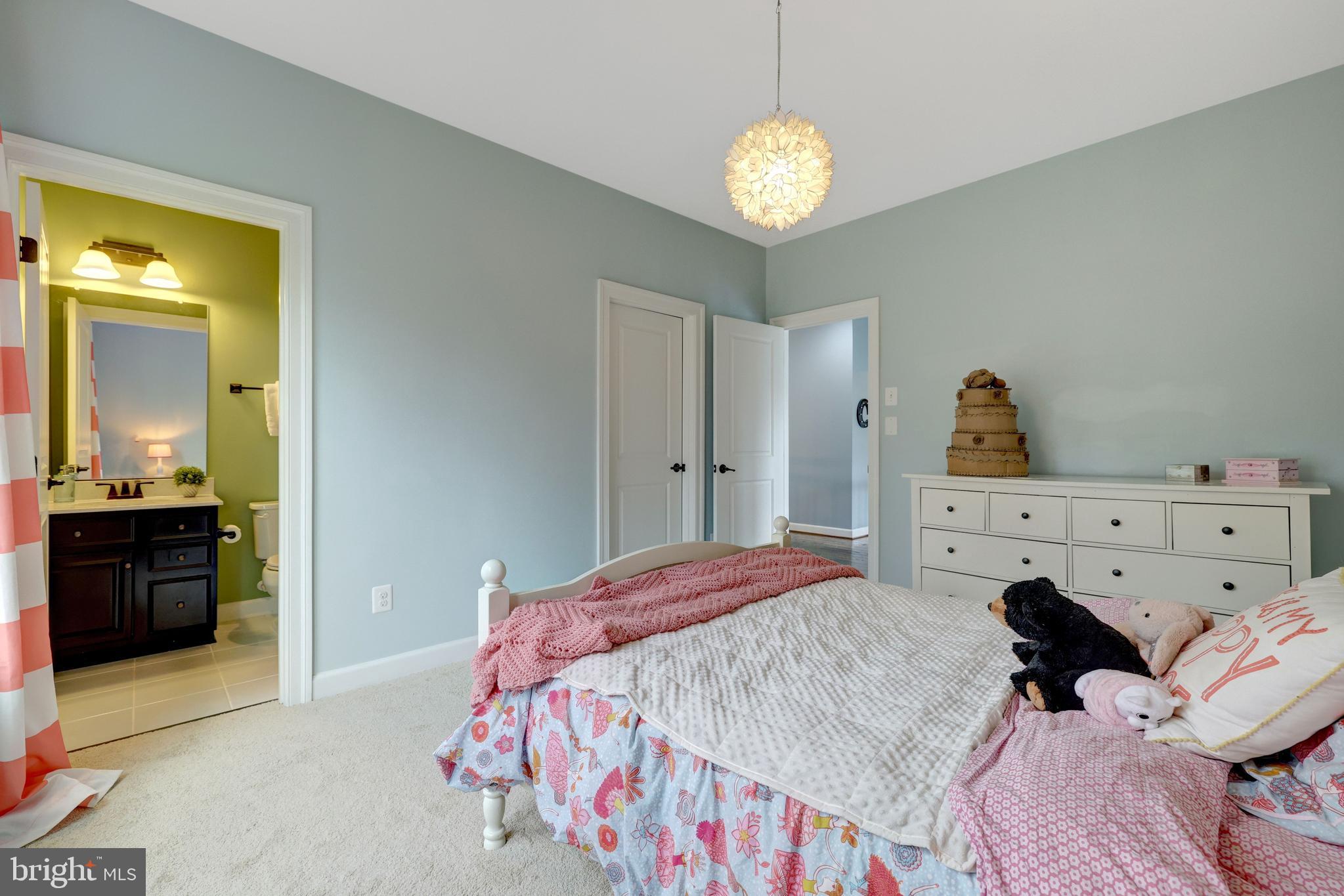 GROVE AT WILLOWSFORD - Residential