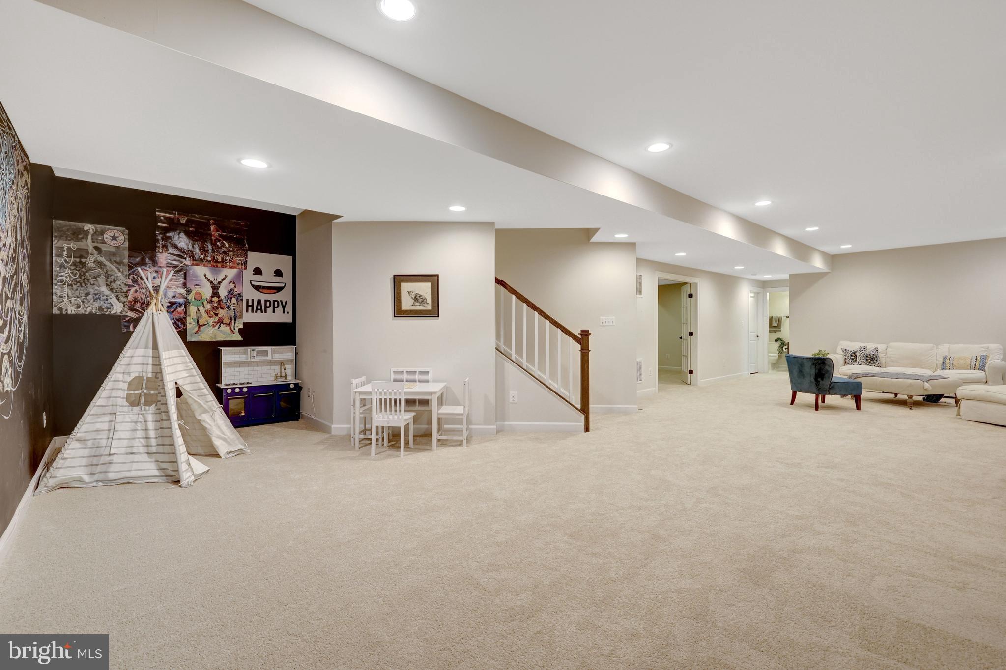 GROVE AT WILLOWSFORD - Residential