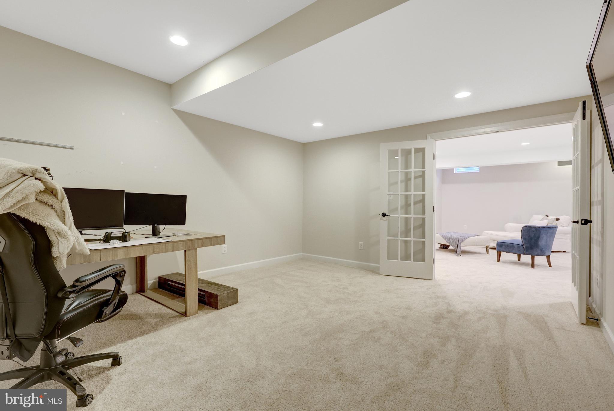 GROVE AT WILLOWSFORD - Residential