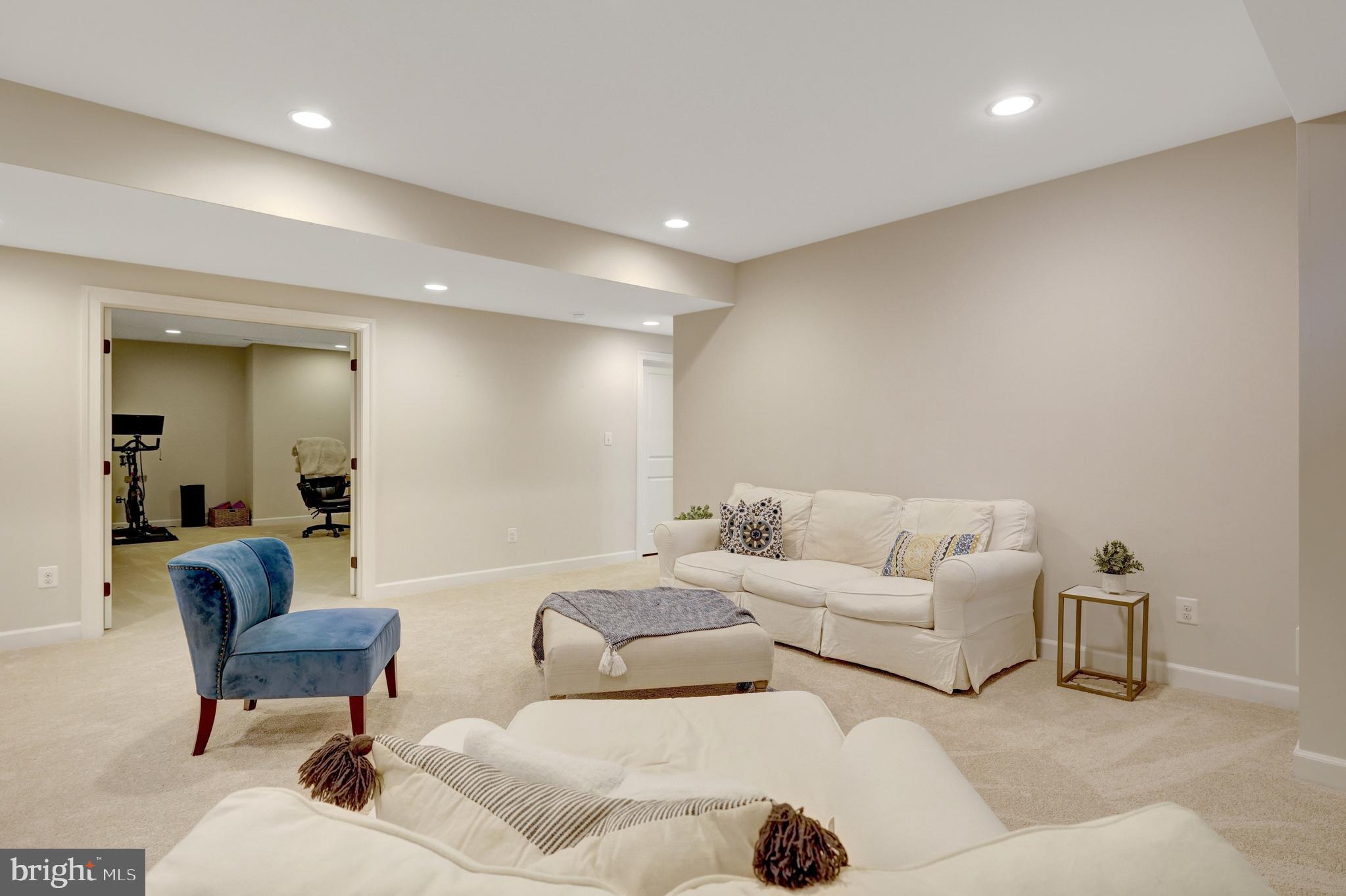 GROVE AT WILLOWSFORD - Residential