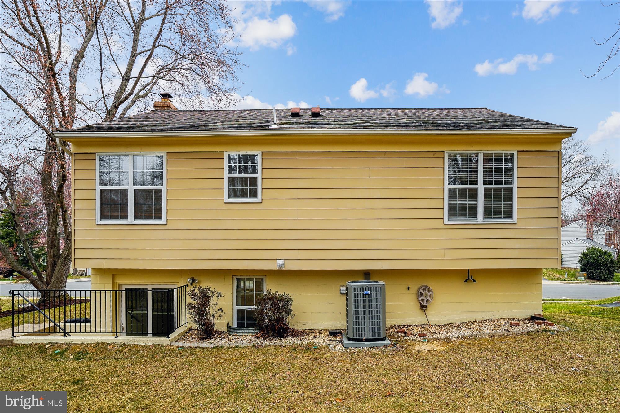 LAKE RIDGE - Residential