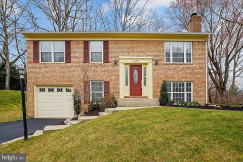 3465 Mount Burnside Way, Woodbridge, VA MLS: VAPW2089664