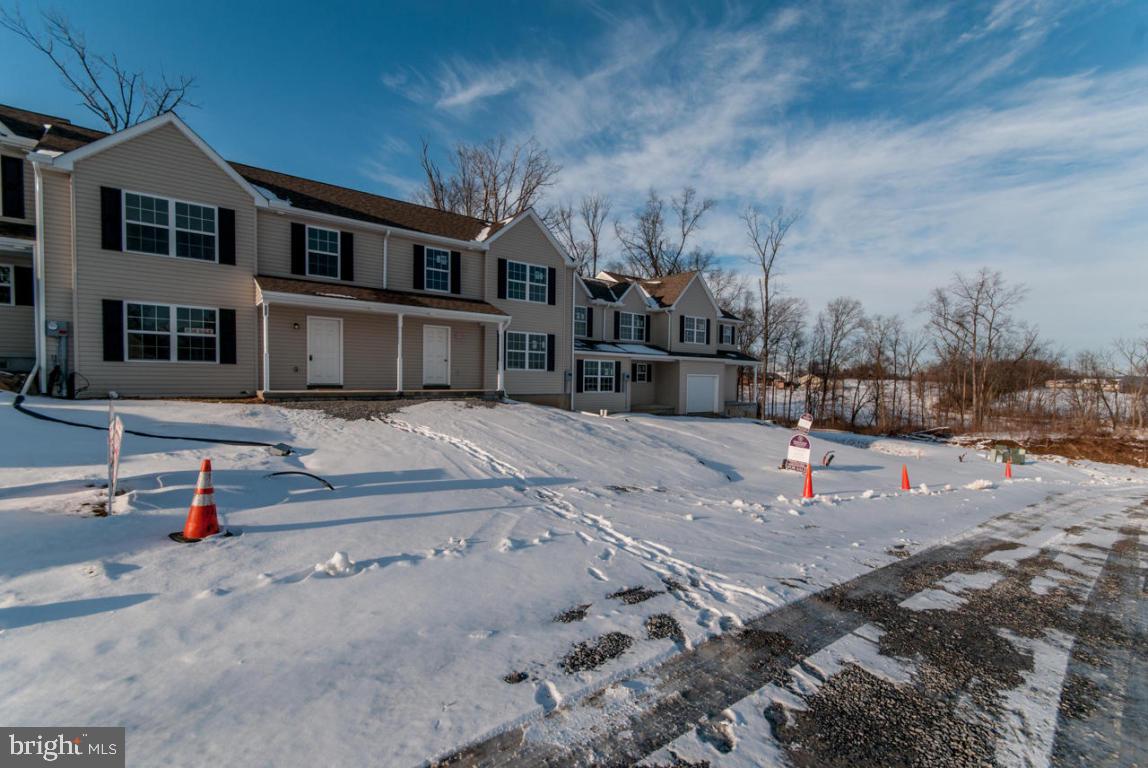 WILDFLOWER RIDGE - Residential