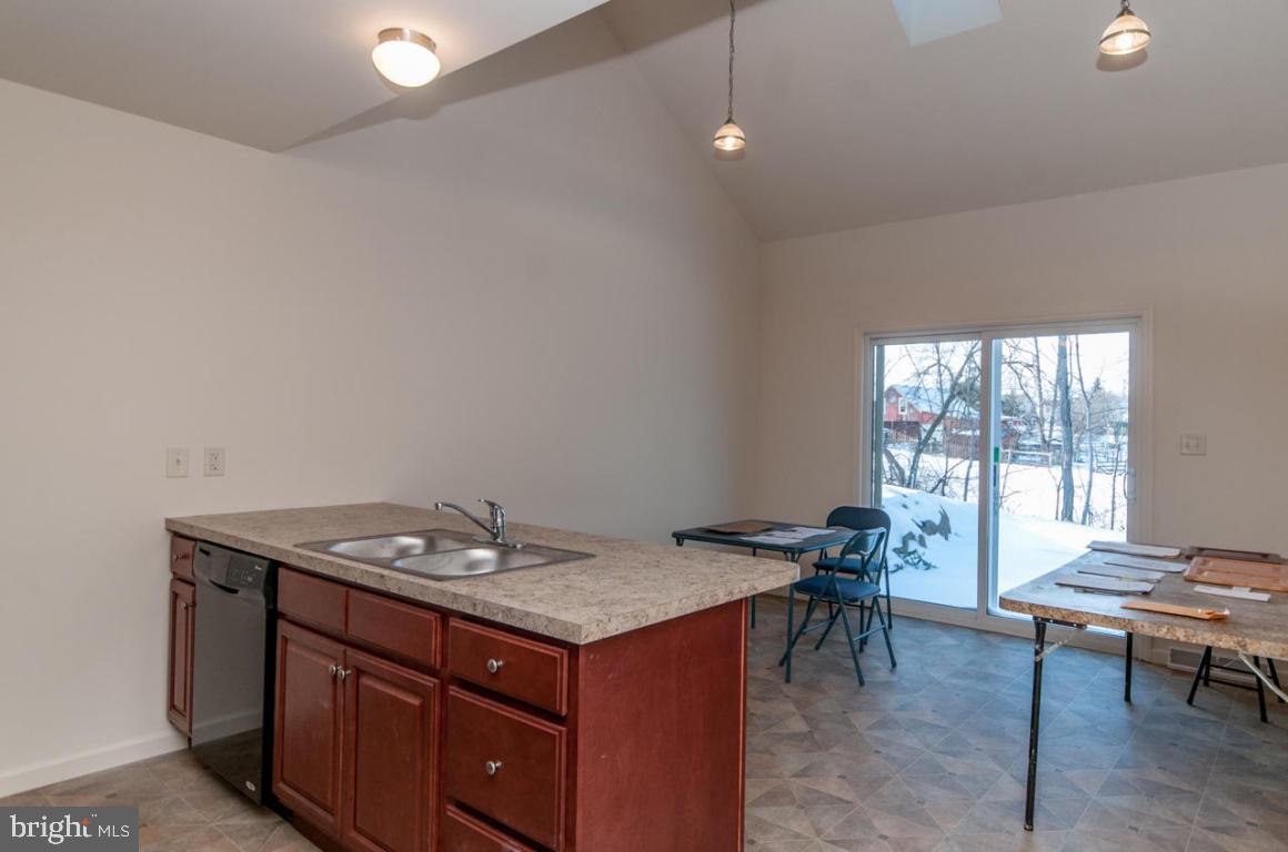 WILDFLOWER RIDGE - Residential