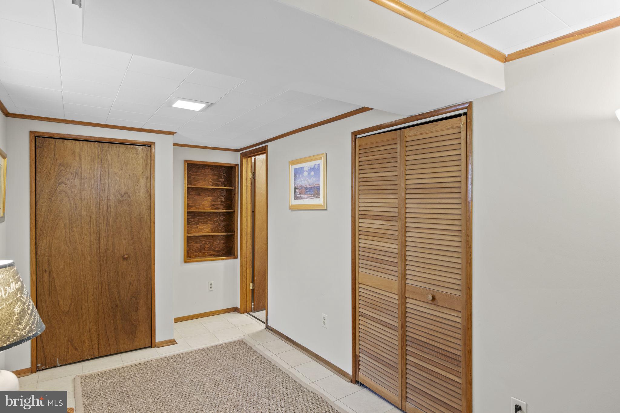 VIERS MILL VILLAGE - Residential