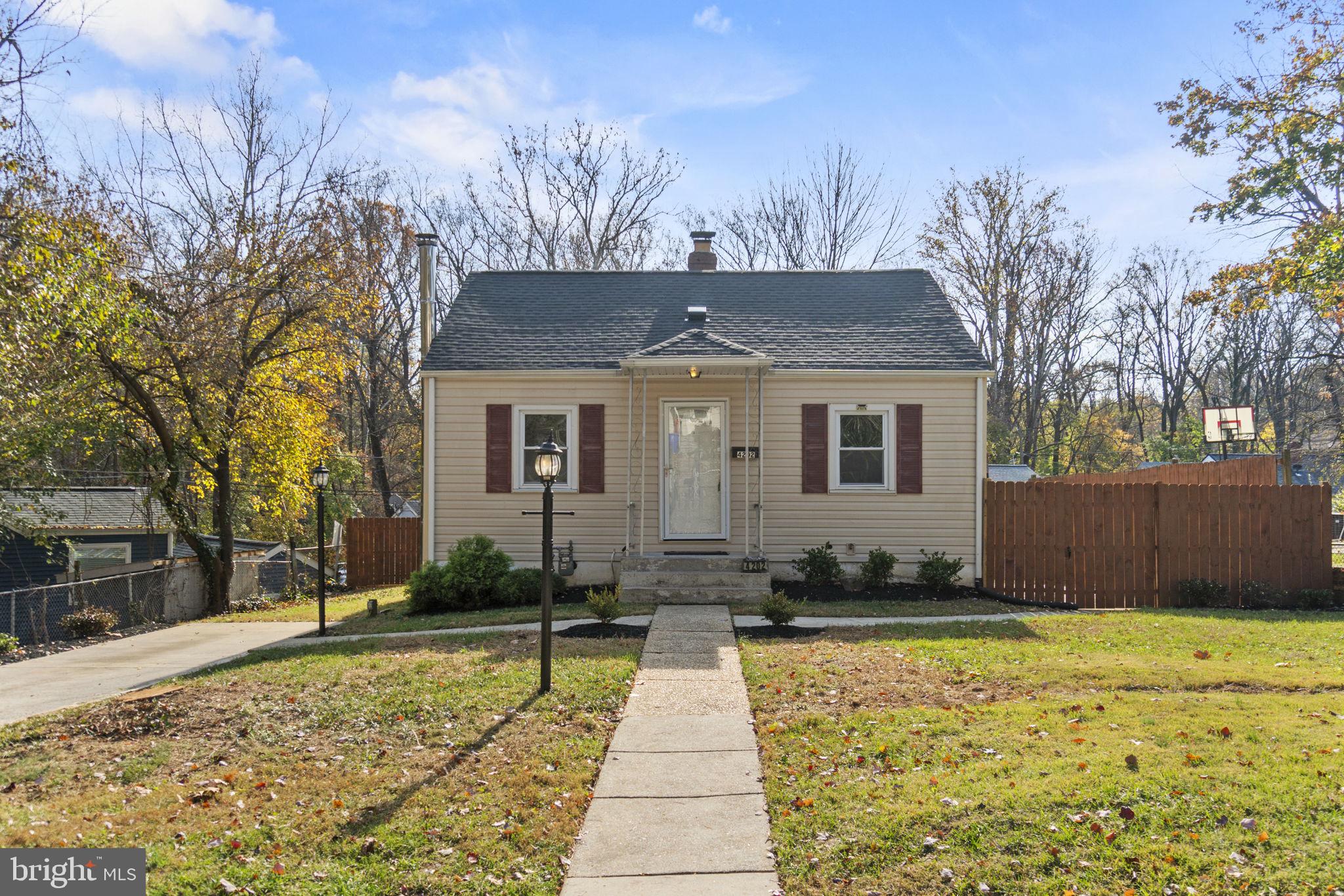 VIERS MILL VILLAGE - Residential