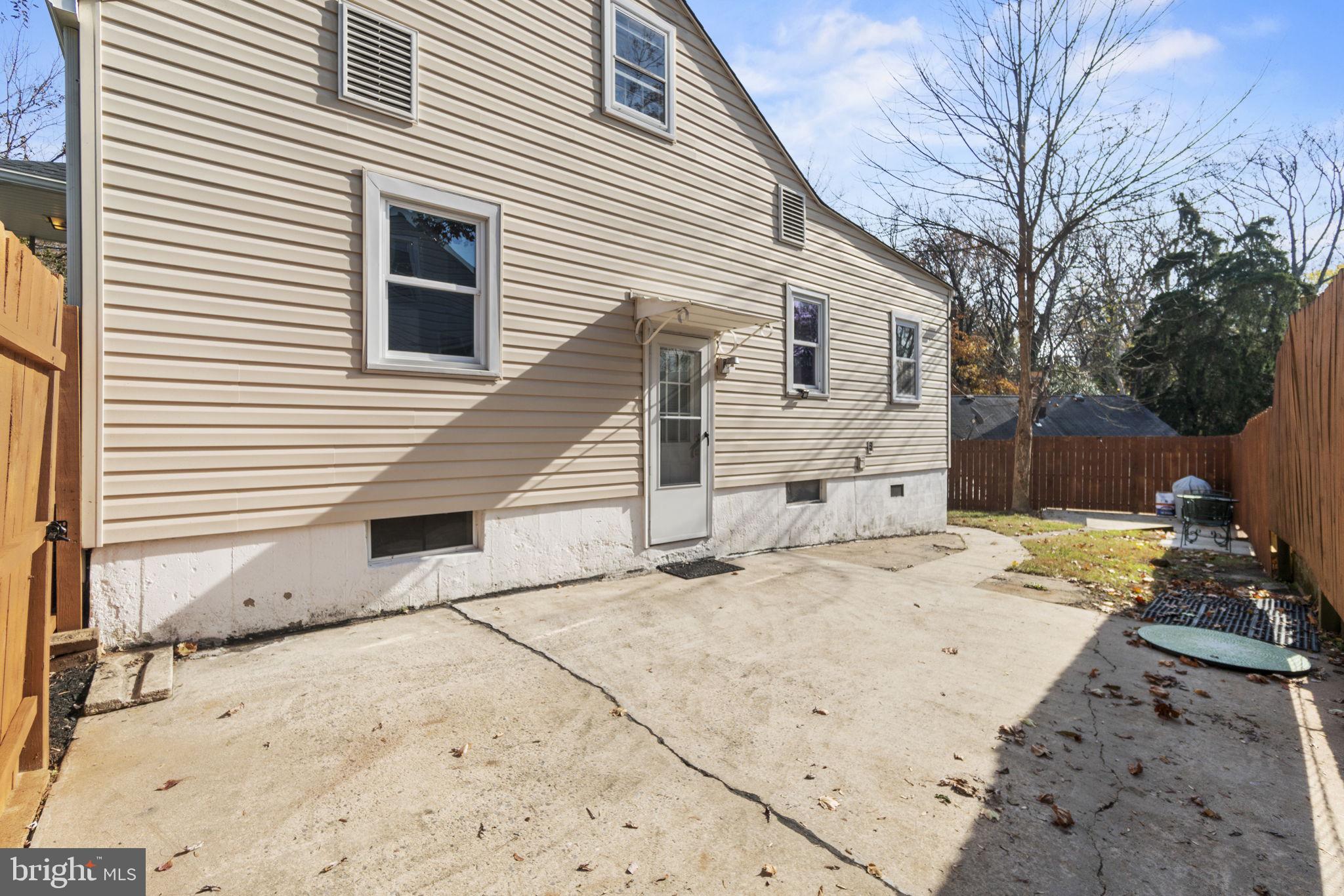 VIERS MILL VILLAGE - Residential