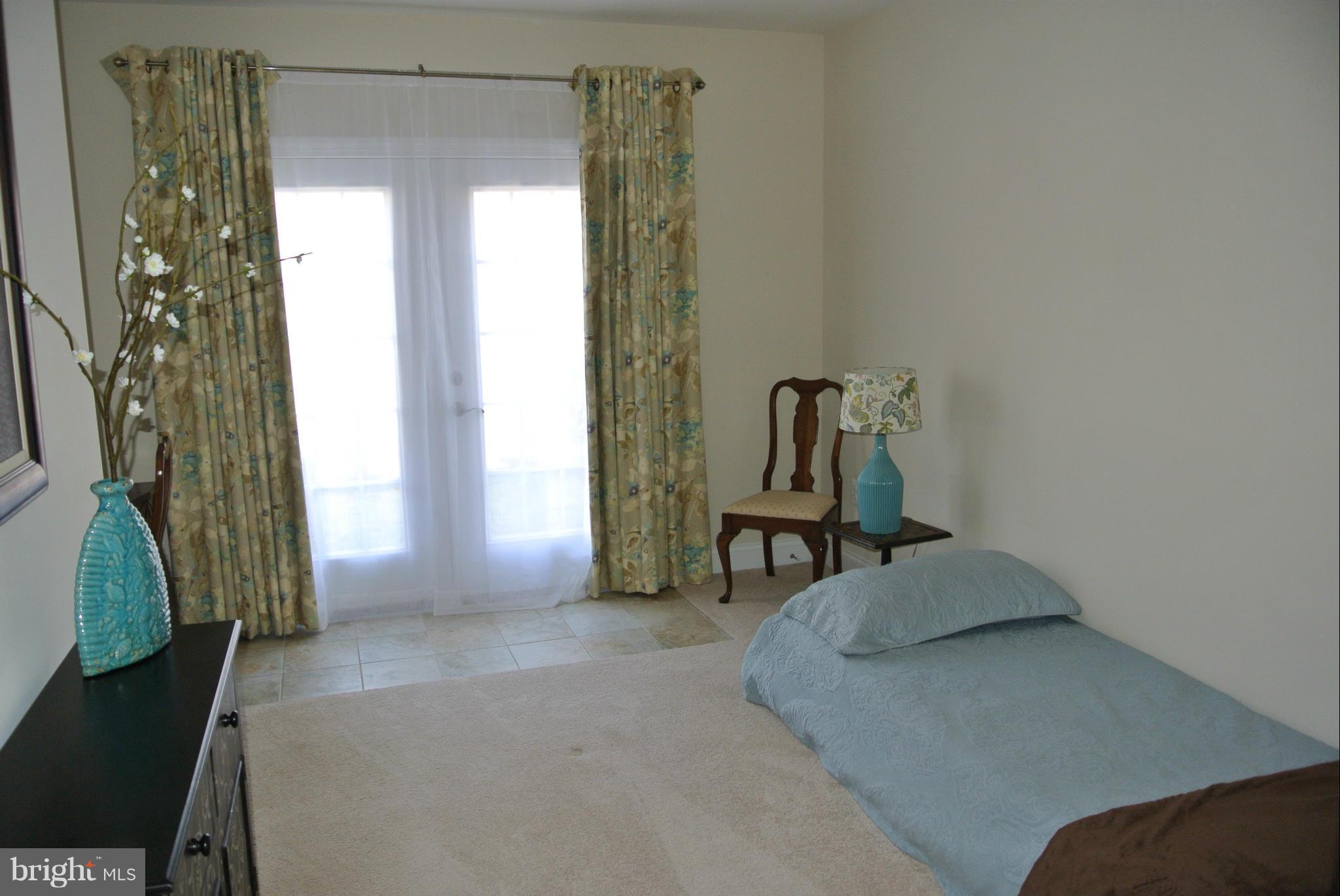 THE VILLAGES OF STEEPLEC - Residential