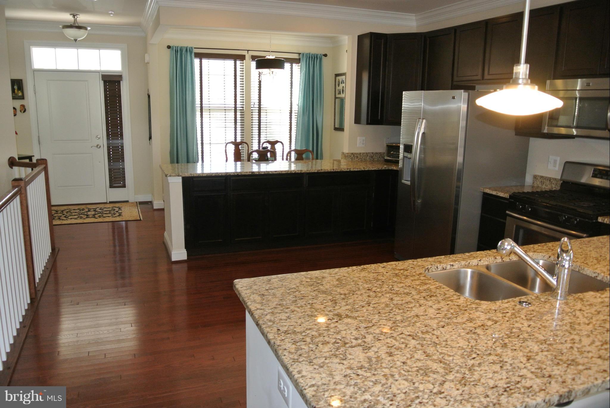 THE VILLAGES OF STEEPLEC - Residential