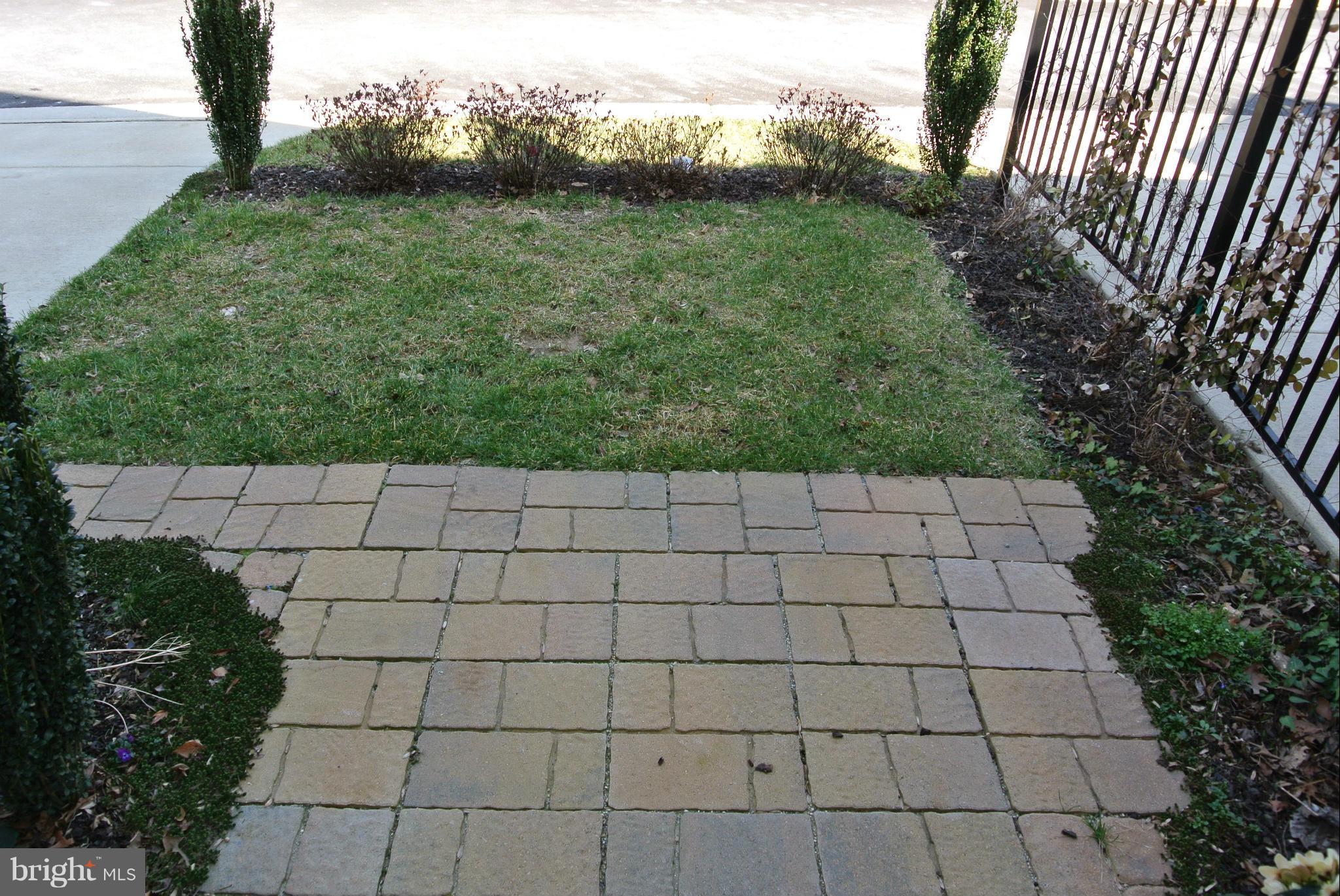 THE VILLAGES OF STEEPLEC - Residential