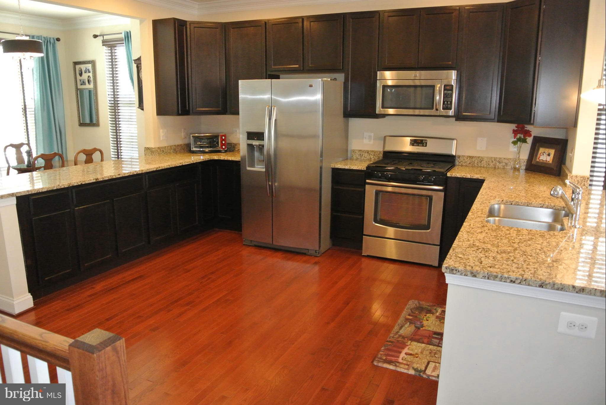 THE VILLAGES OF STEEPLEC - Residential