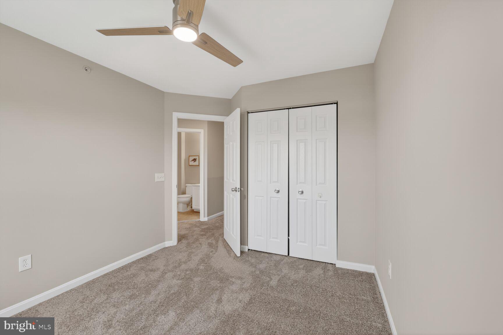 SEVEN OAKS - Residential