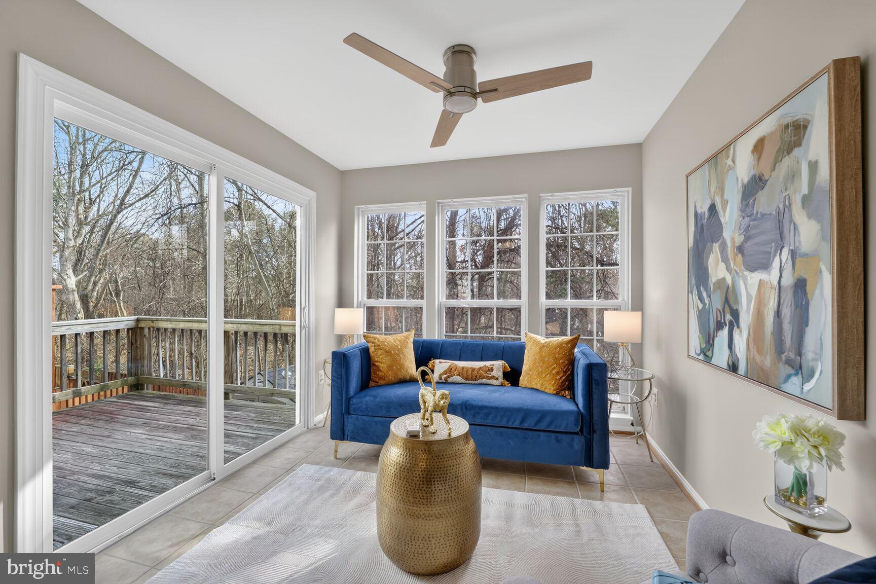 SEVEN OAKS - Residential