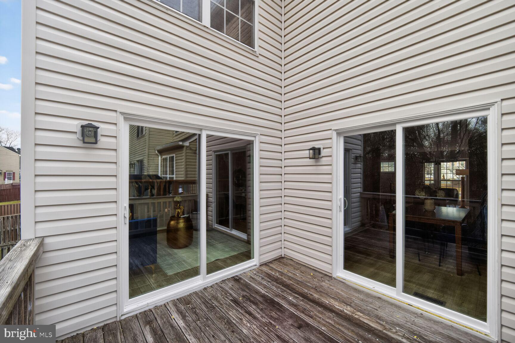 SEVEN OAKS - Residential