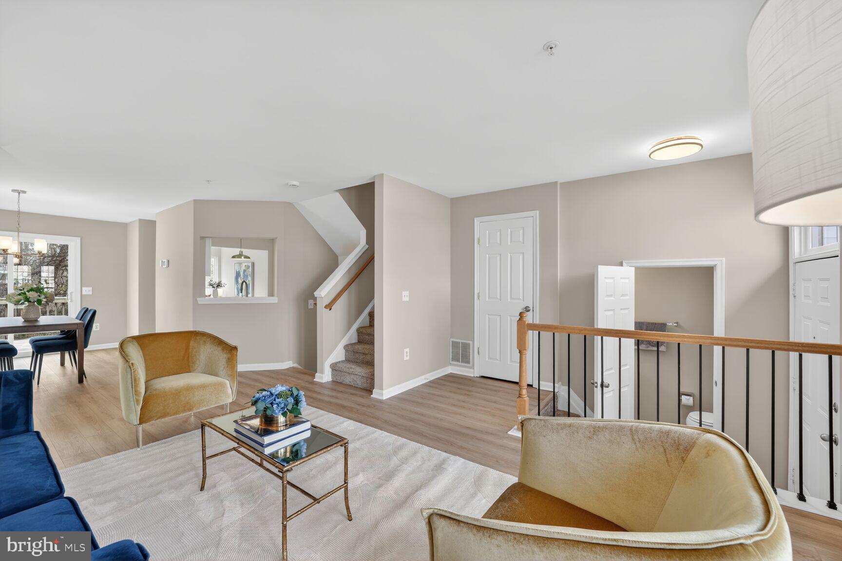 SEVEN OAKS - Residential