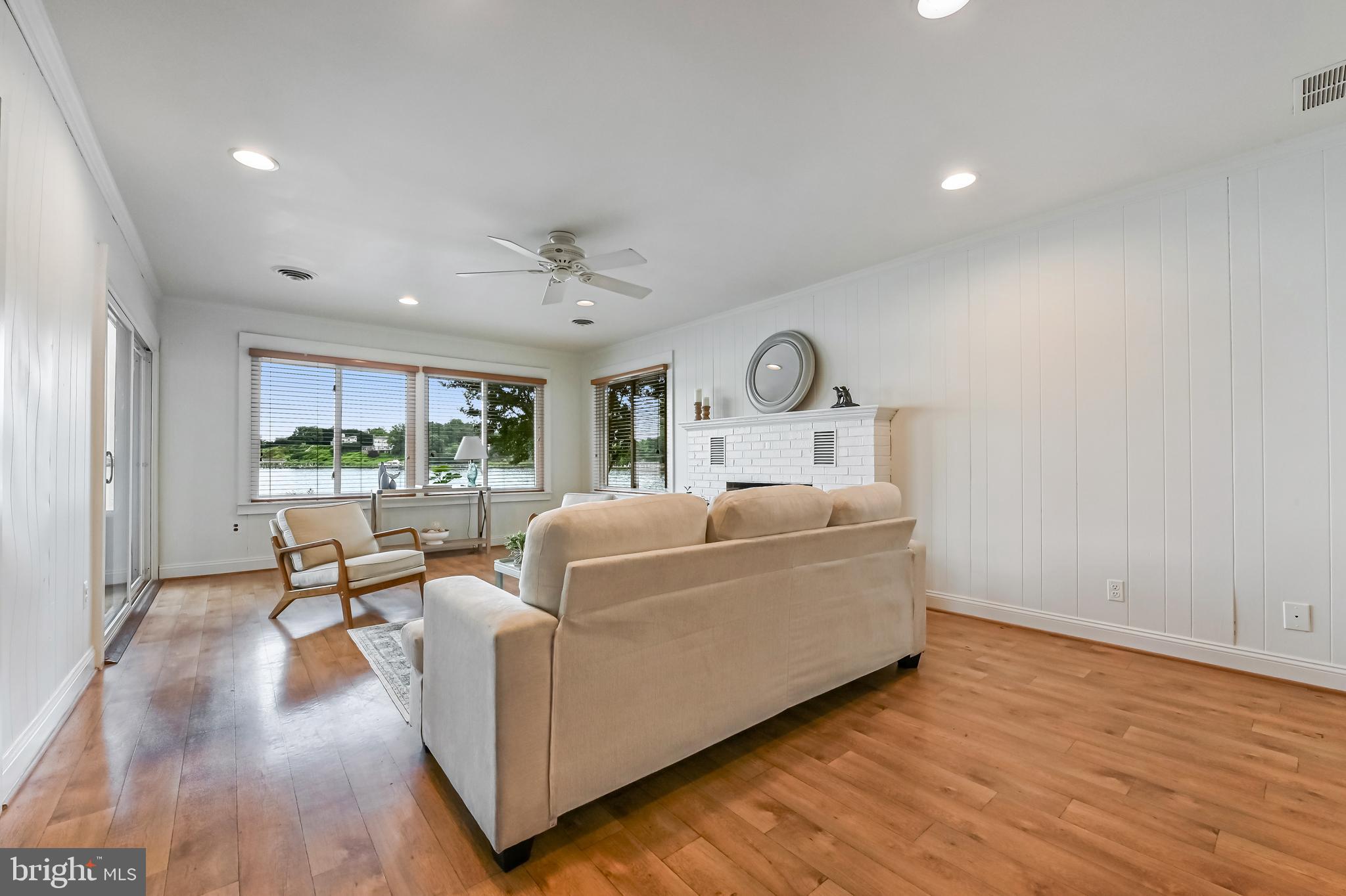 SHERWOOD FOREST - Residential