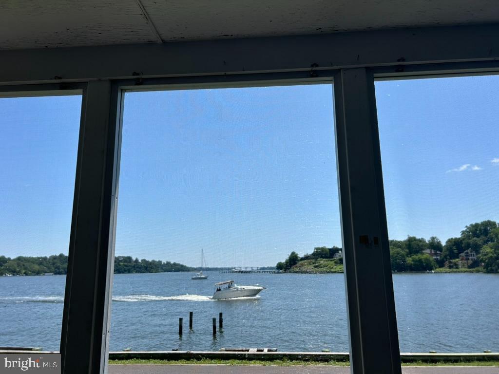 SHERWOOD FOREST - Residential