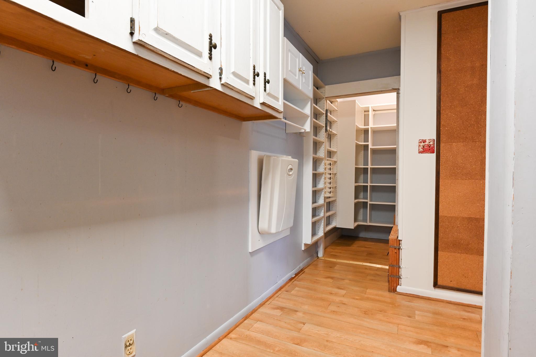 SHERWOOD FOREST - Residential