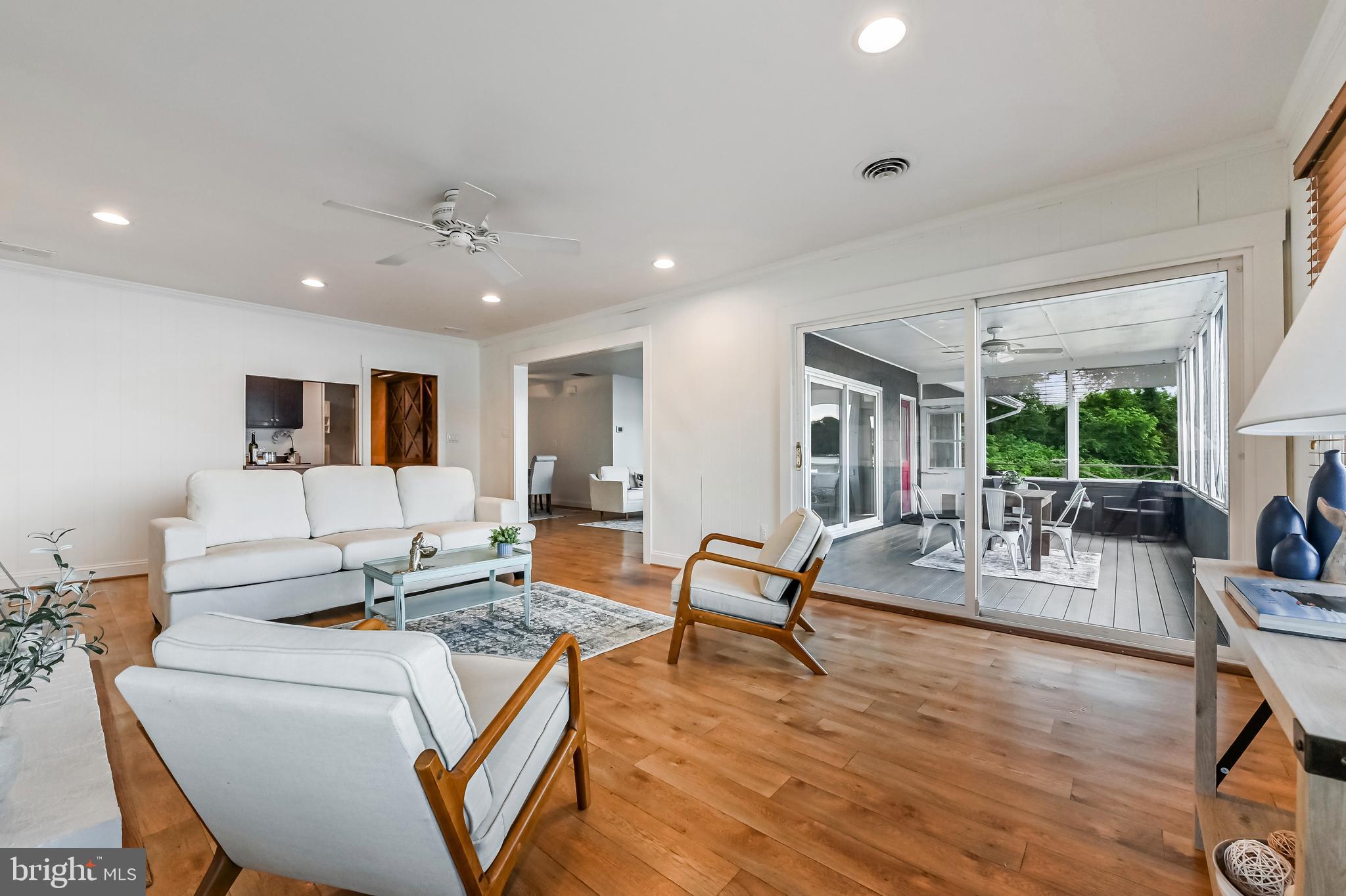 SHERWOOD FOREST - Residential