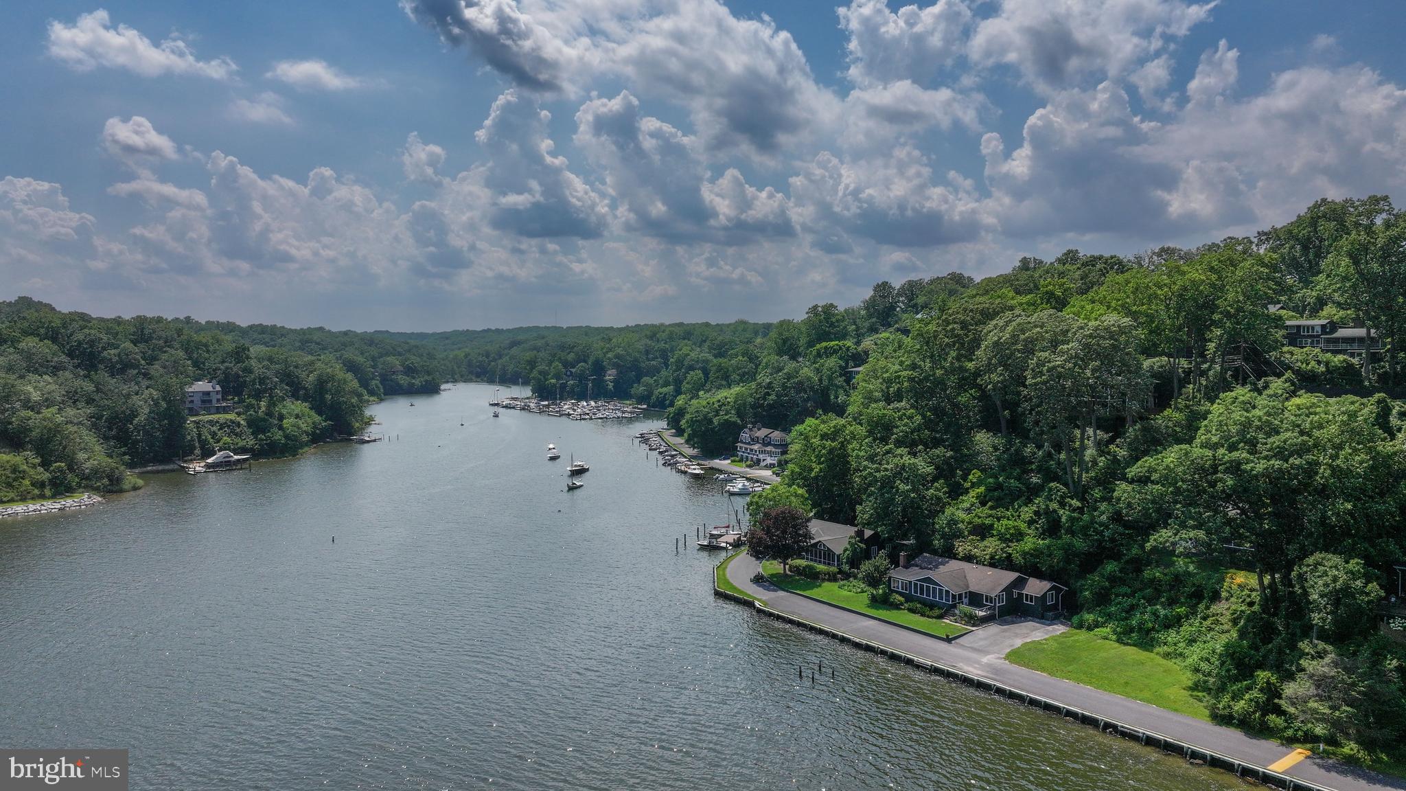 SHERWOOD FOREST - Residential