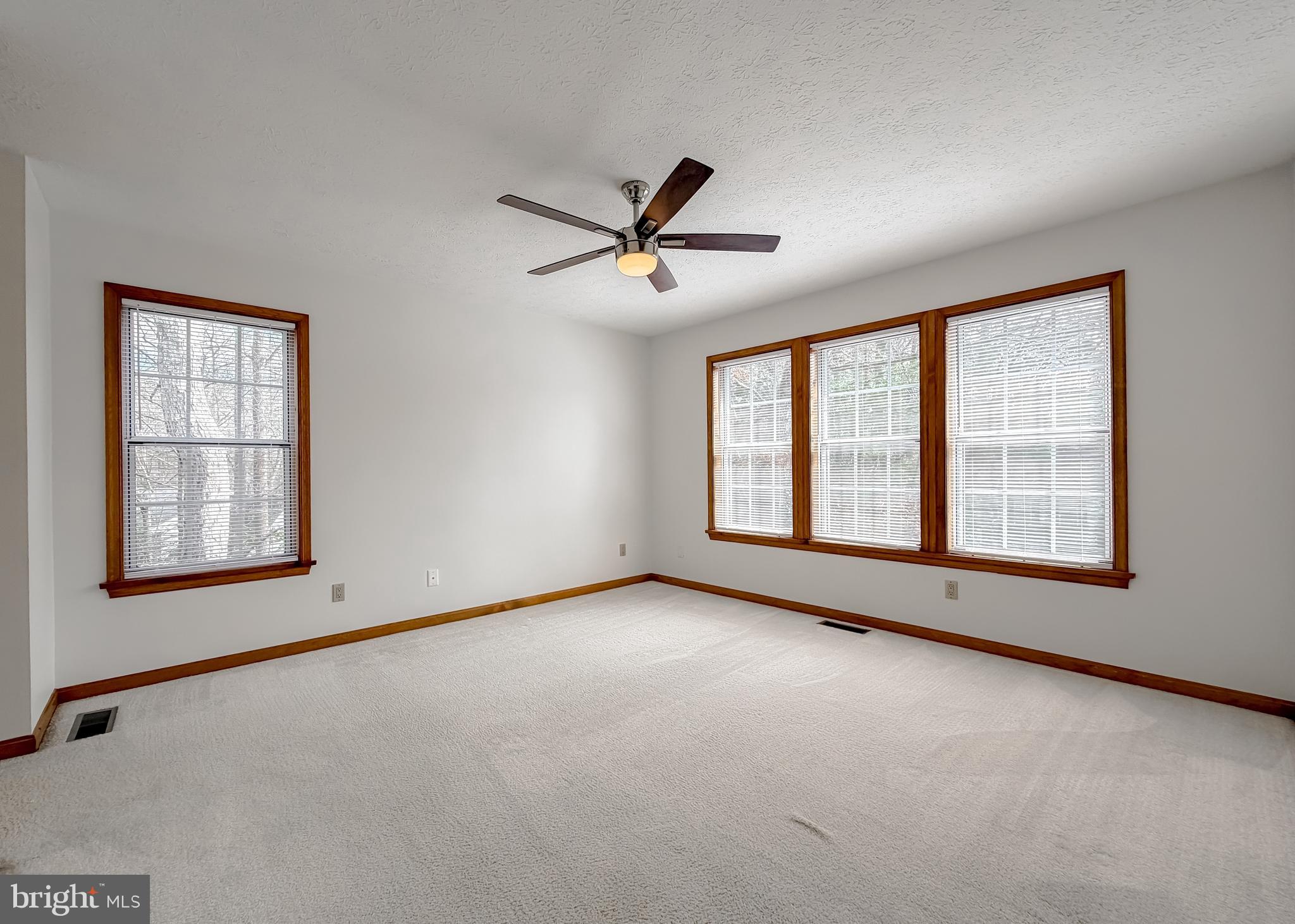 HICKORY NUT OF WILDEWOOD - Residential