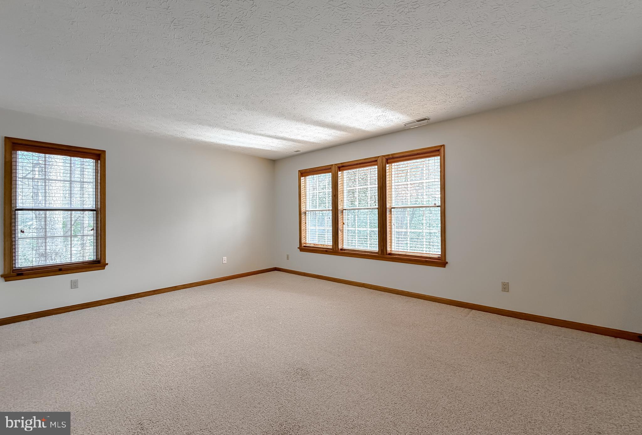 HICKORY NUT OF WILDEWOOD - Residential