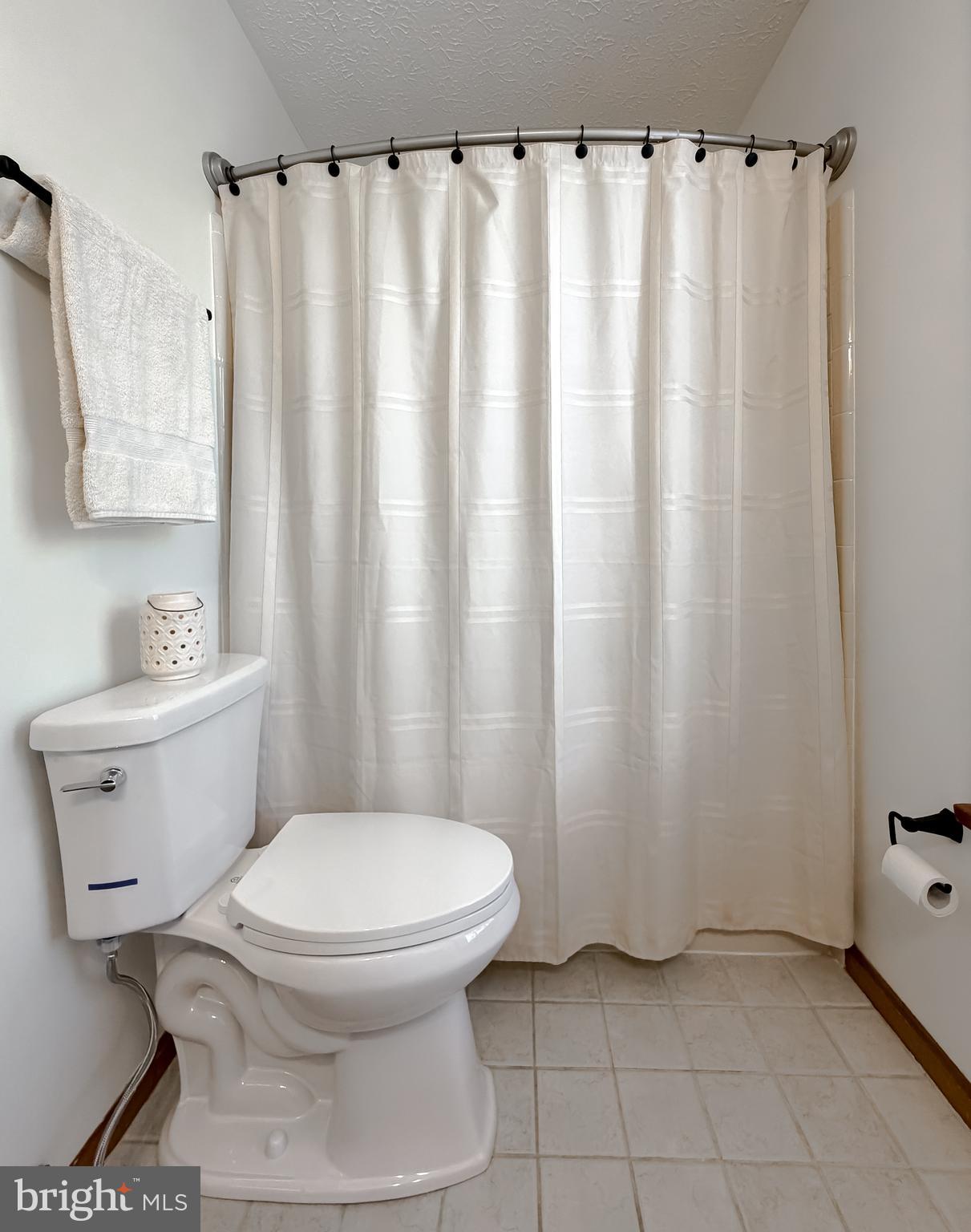 HICKORY NUT OF WILDEWOOD - Residential