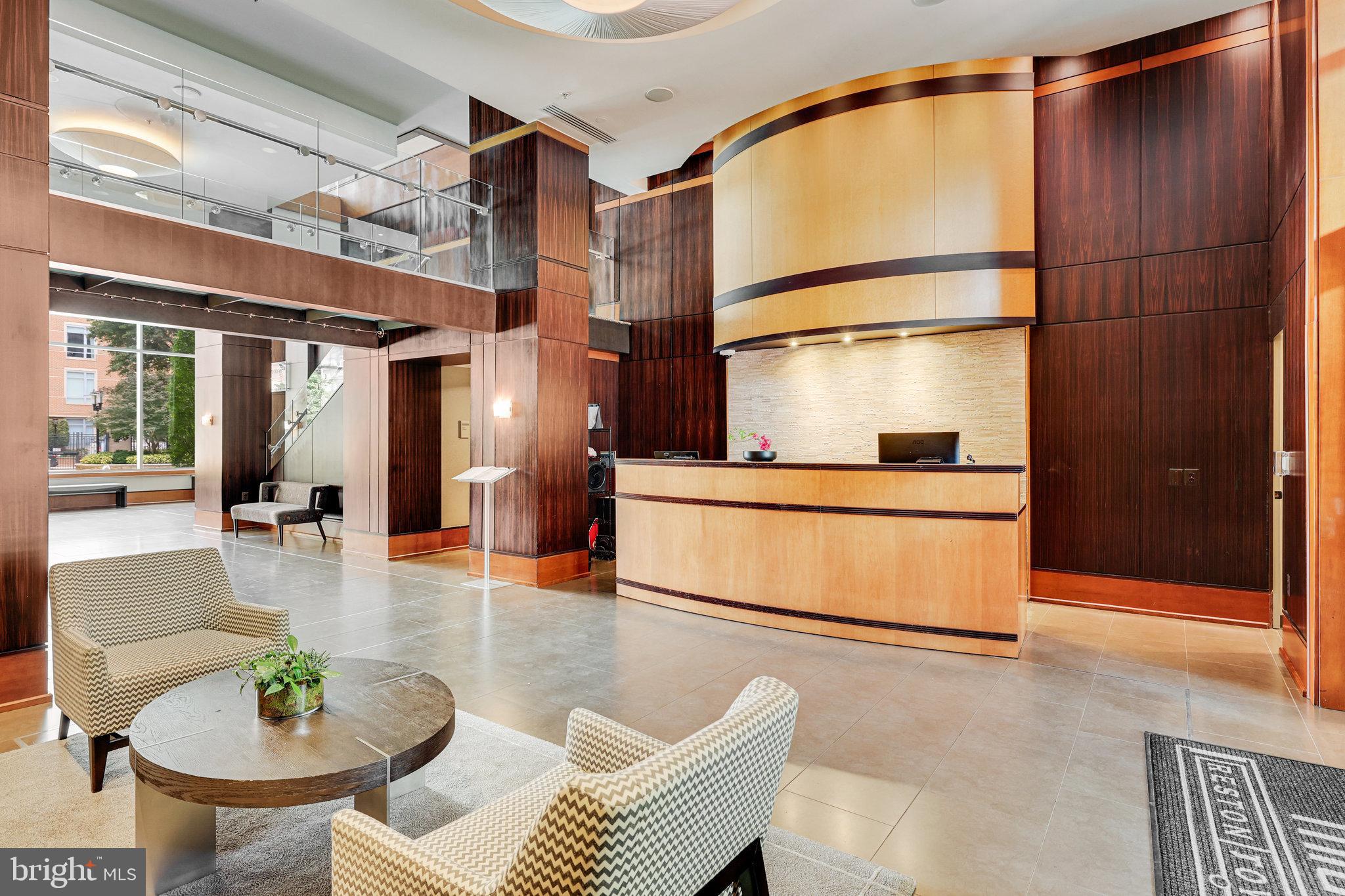 MIDTOWN AT RESTON TOWN CENTER - Residential