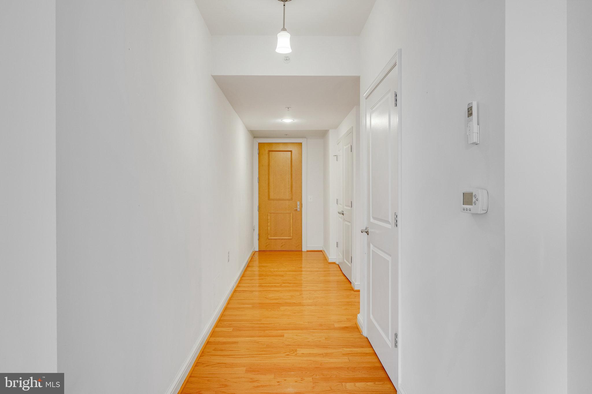 MIDTOWN AT RESTON TOWN CENTER - Residential