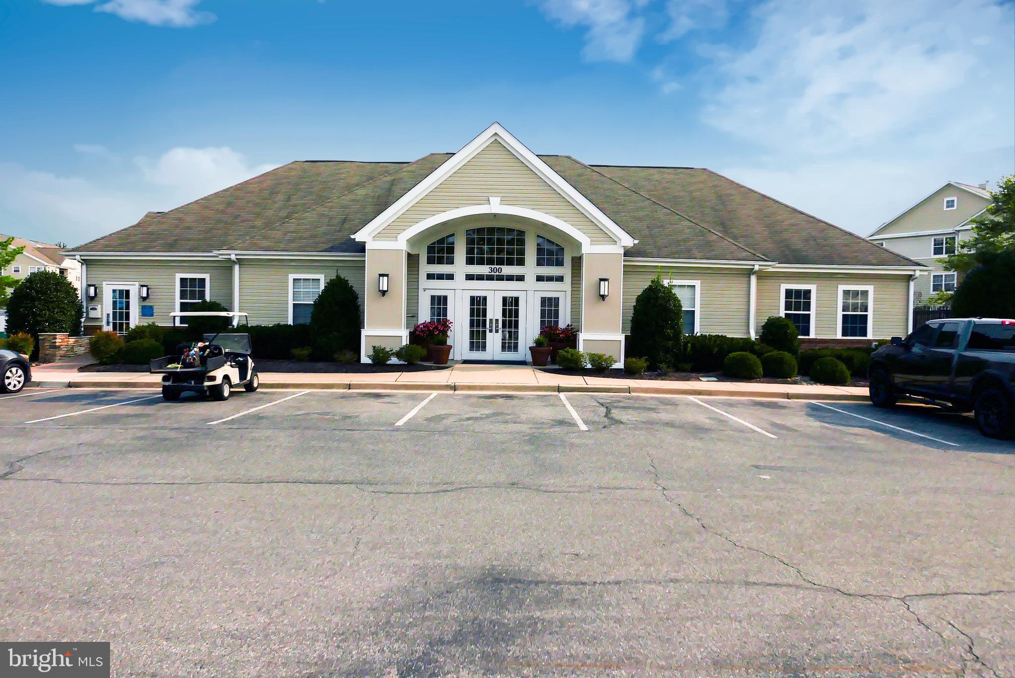 SEVEN OAKS - Residential