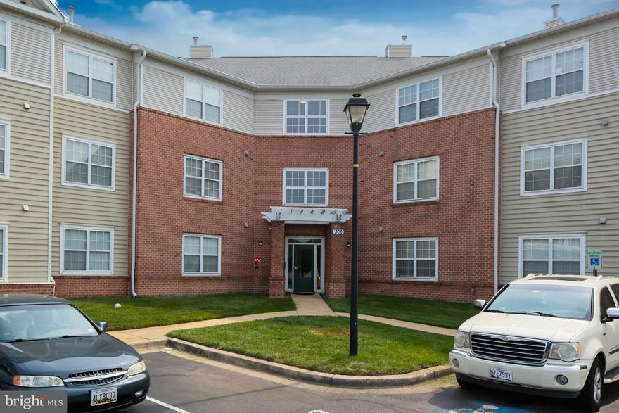 New to Market Penthouse Condo with Recent Upgrades. (Fresh Paint, Updated HVAC, and Hot Water Heater) . Each bedroom provides  a walk in closet along with private bathroom access. Home provides a lot of natural light in a secure and serene setting.   Extra Den/ Office area  and abundant storage areas within property. HOA fee covers Community Clubhouse with Pool and Fitness center.  Walkable area to local dining and shopping also close to major highways in the area for easy commute. Assigned parking and secure entry.  For Showings please park in unmarked area by clubhouse as the Visitor and assigned spots are diligently monitored by towing company 24 hours a day.   Great property for first time home buyer or to have as an investment property.