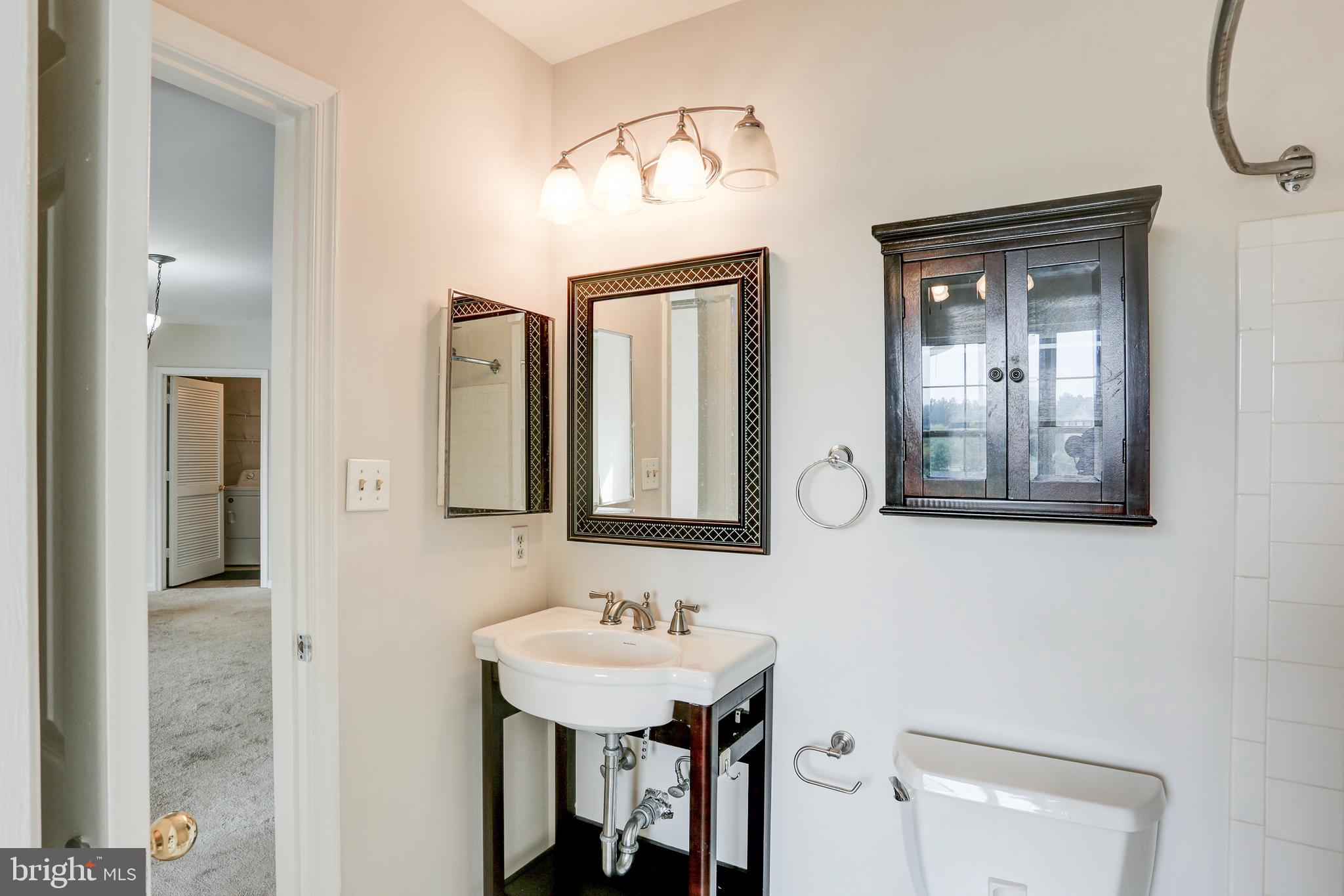 SEVEN OAKS - Residential