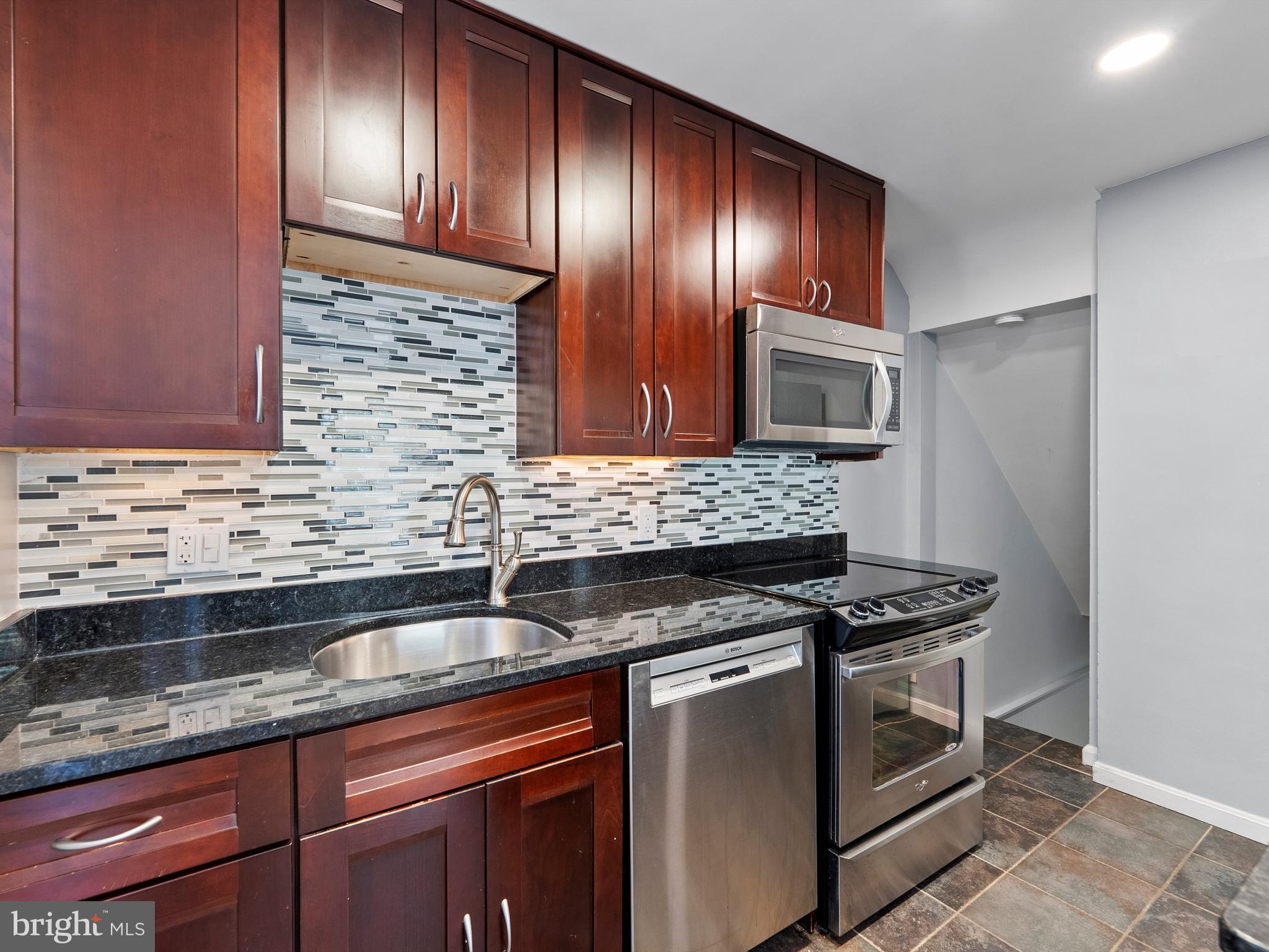 FAIRLINGTON - Residential Lease