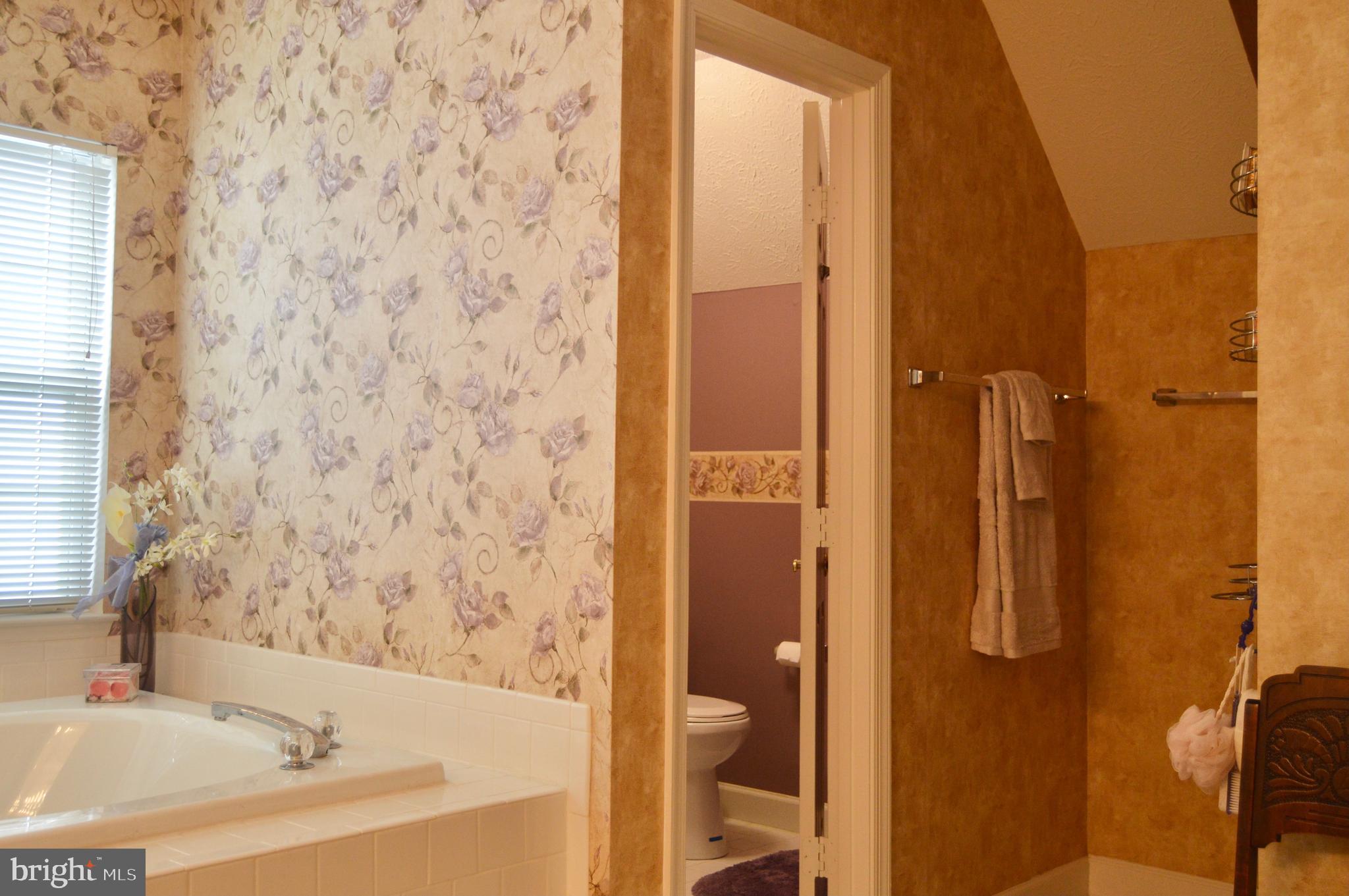 ARAGONA VILLAGE - Residential