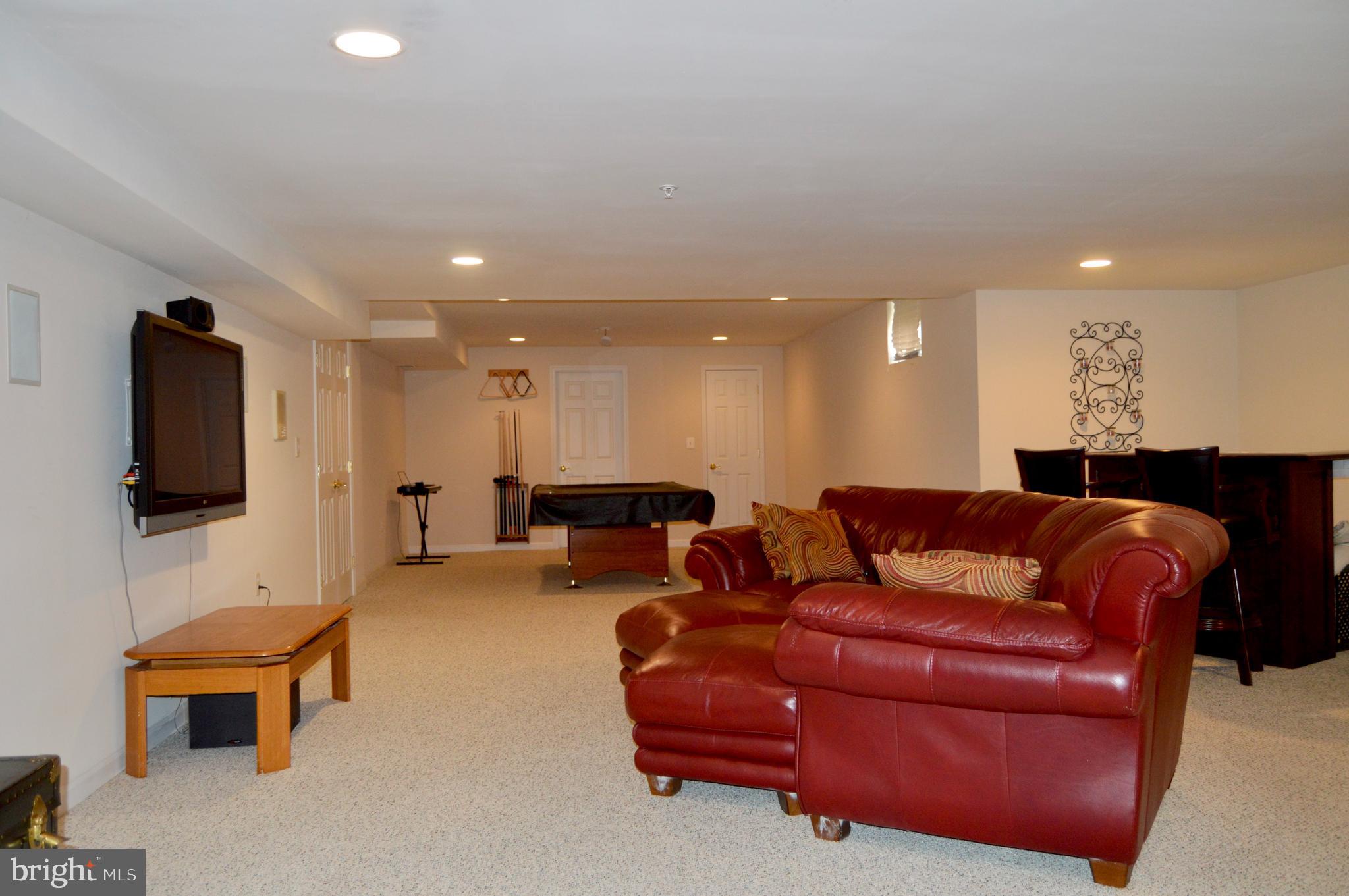 ARAGONA VILLAGE - Residential