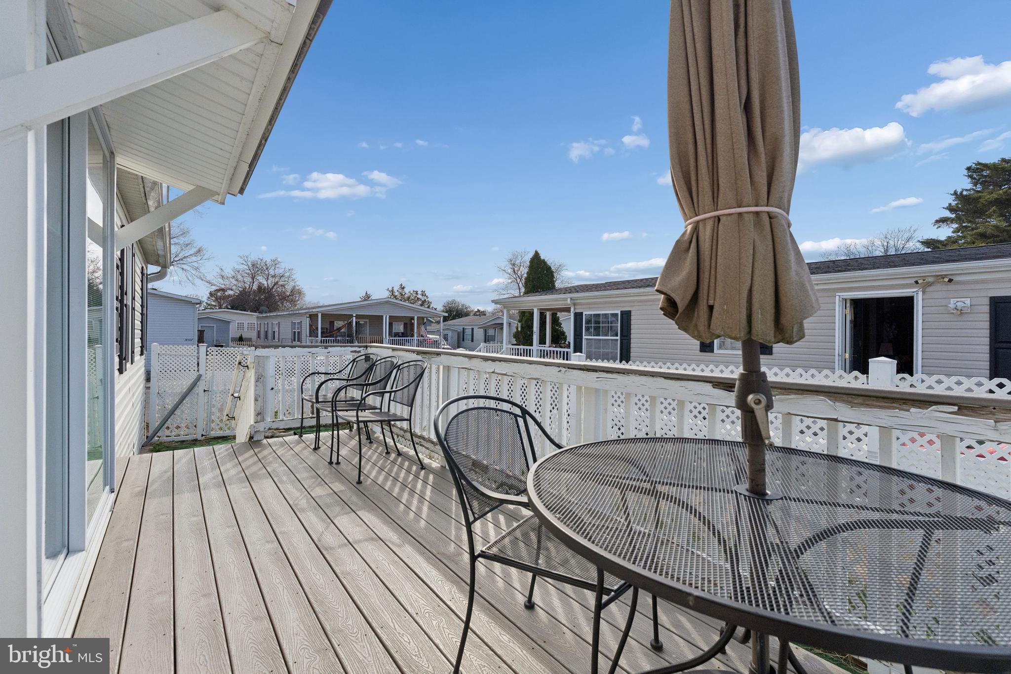 MEADOWS OF CHANTILLY - Residential