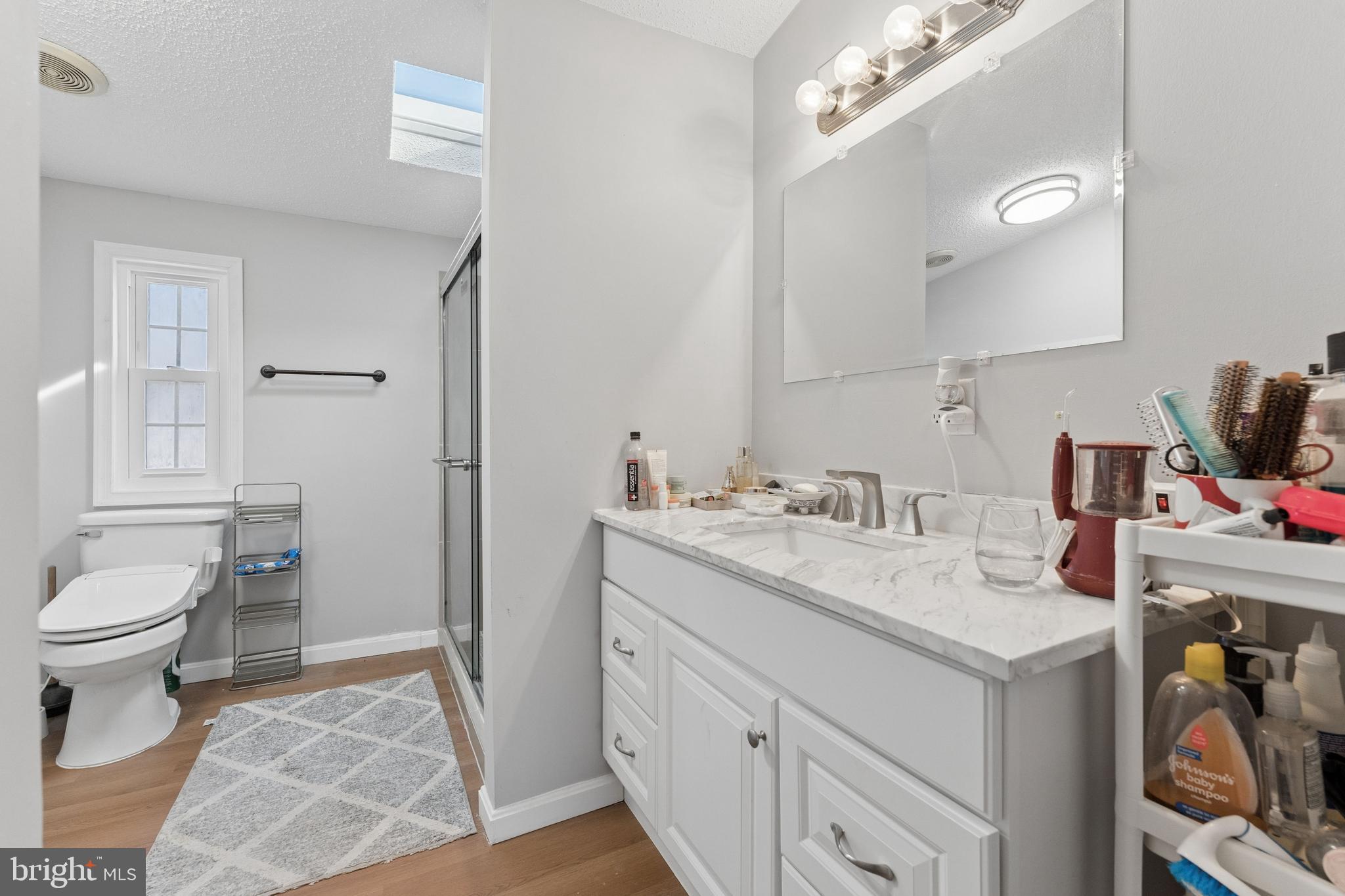 MEADOWS OF CHANTILLY - Residential