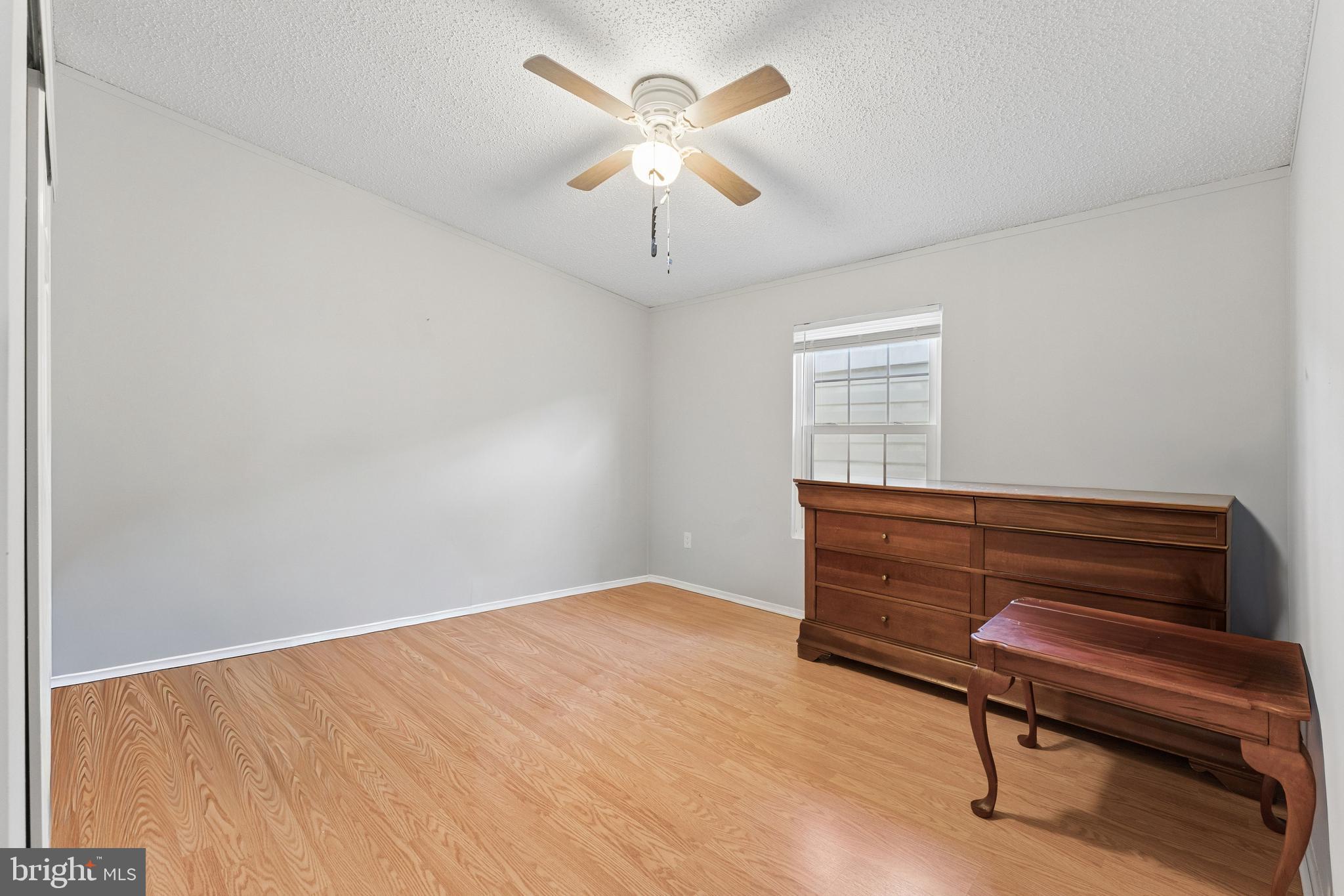 MEADOWS OF CHANTILLY - Residential