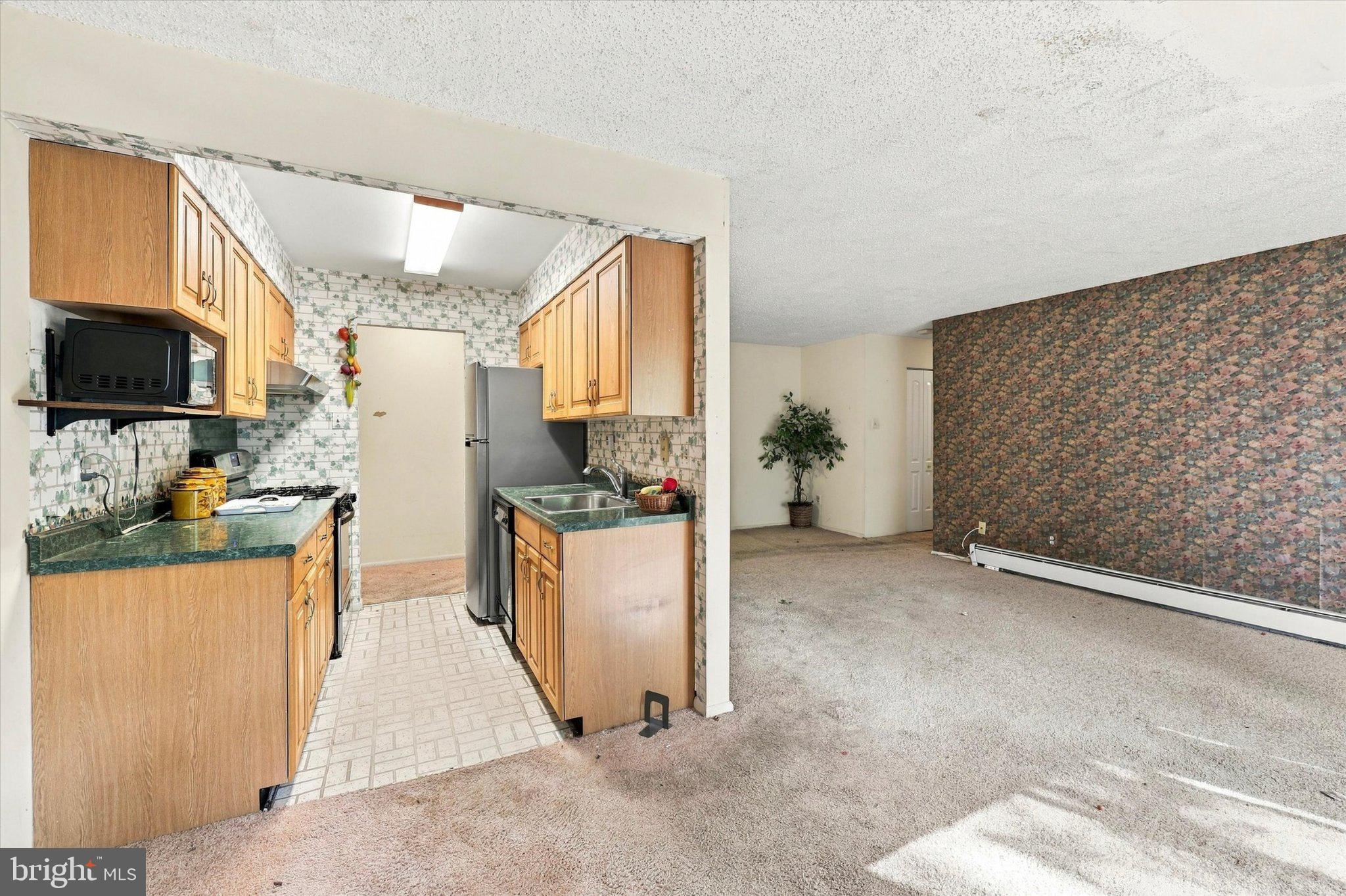 110 BYBERRY ROAD L9