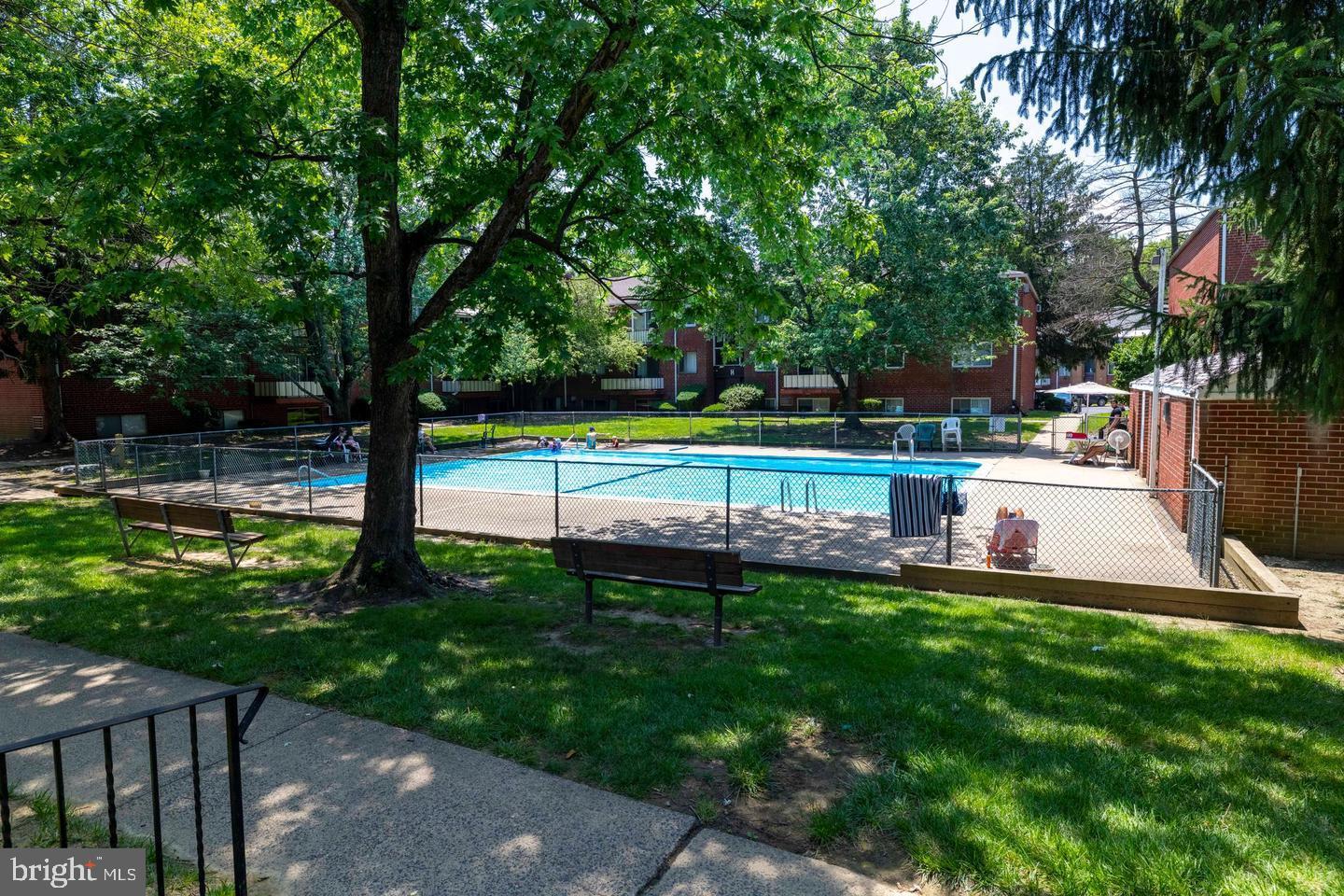 110 BYBERRY ROAD L9