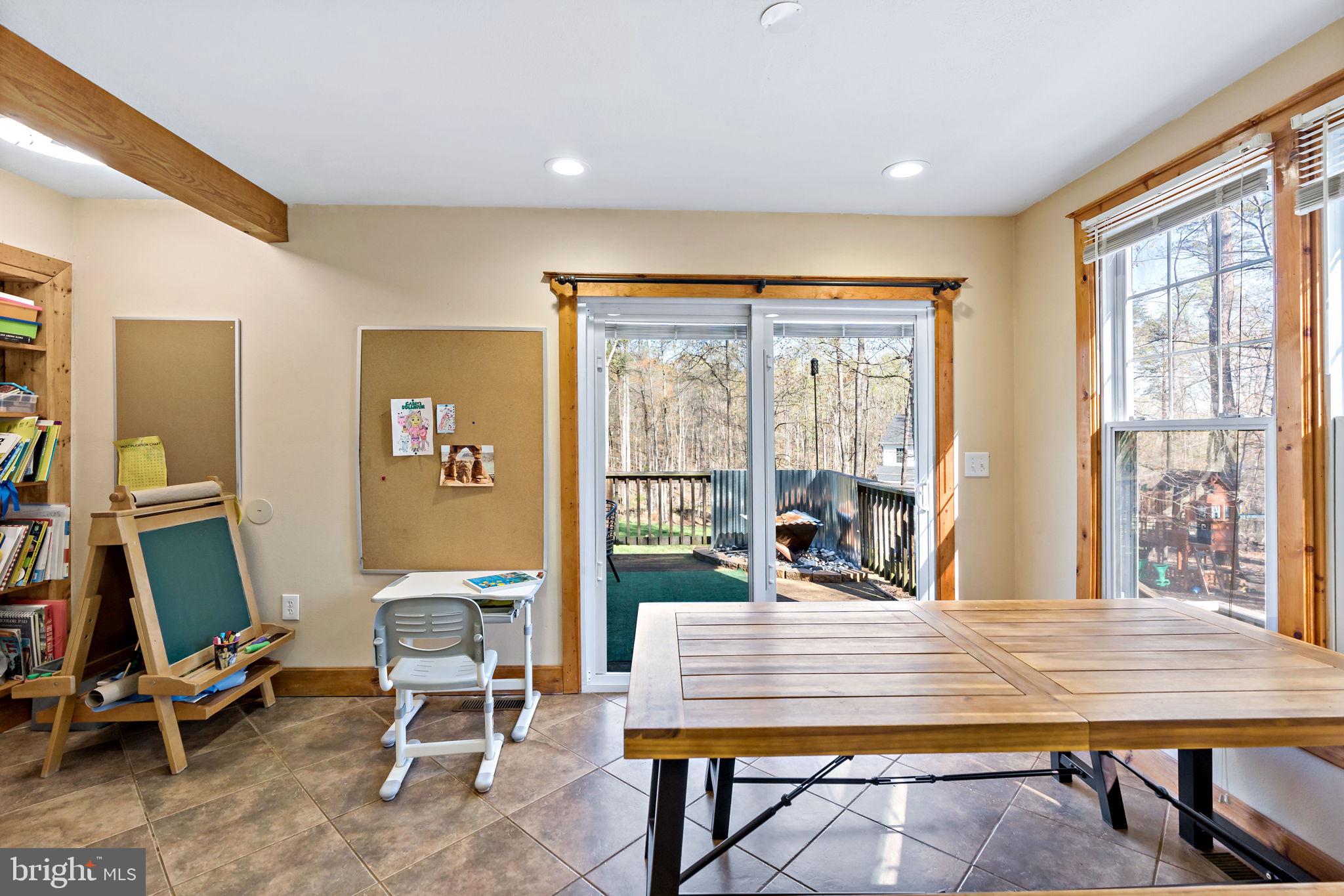 SHANNONDALE - Residential