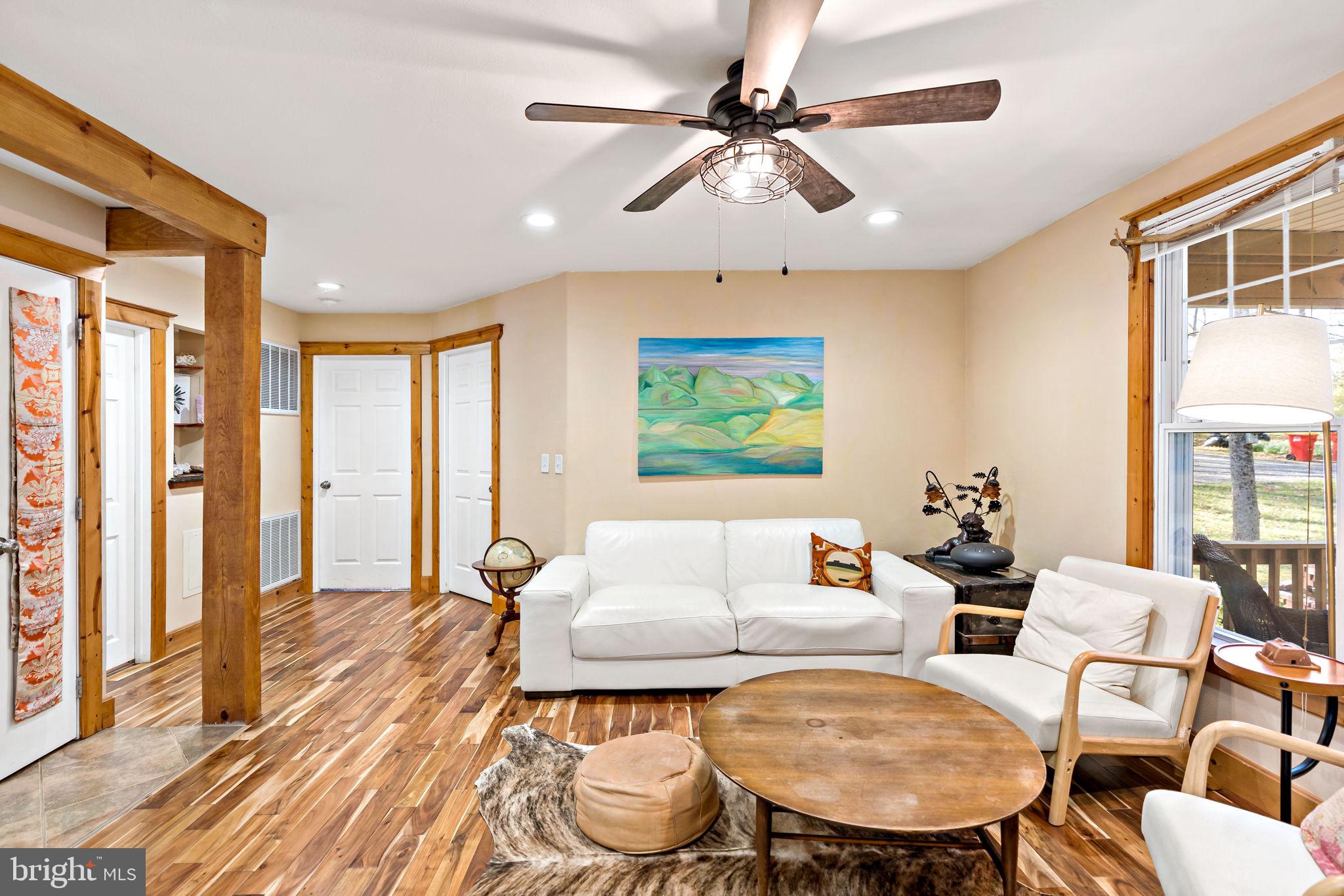 SHANNONDALE - Residential