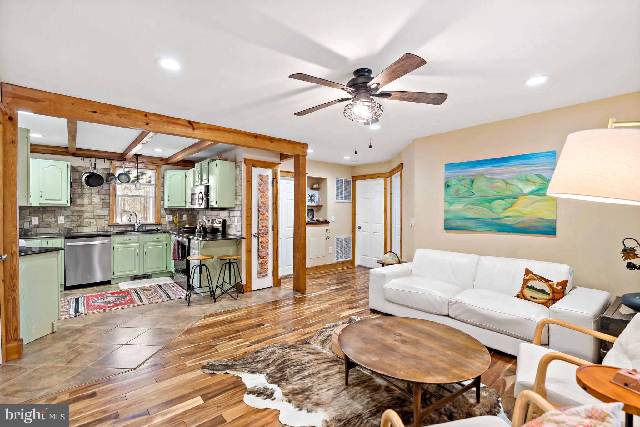 SHANNONDALE - Residential