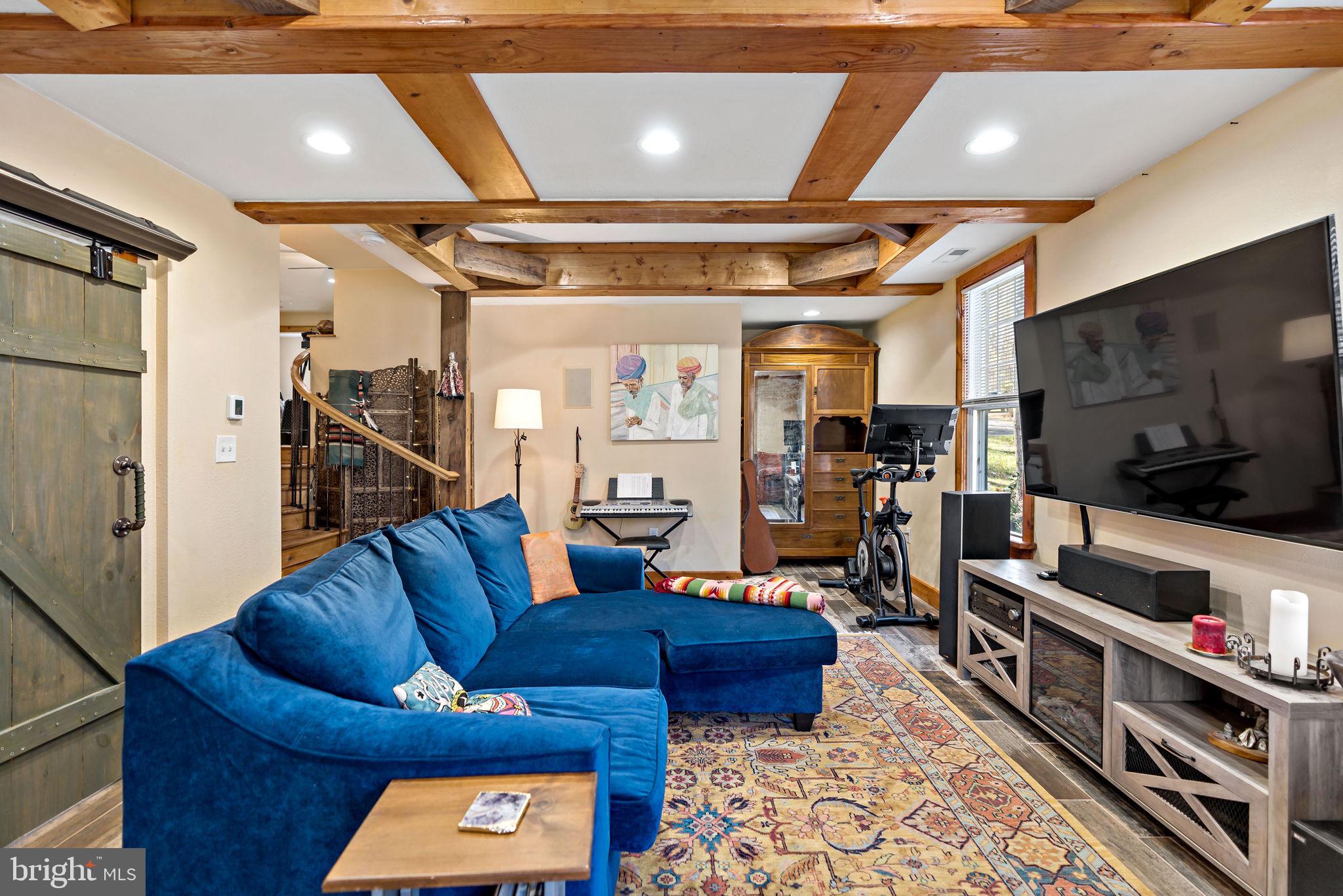 SHANNONDALE - Residential