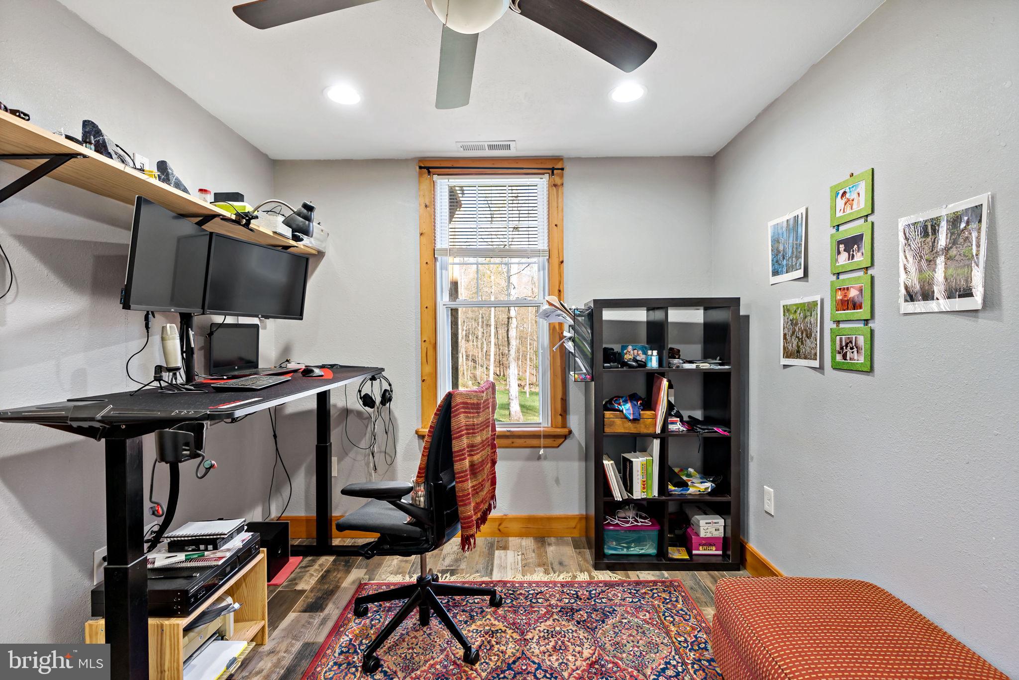 SHANNONDALE - Residential