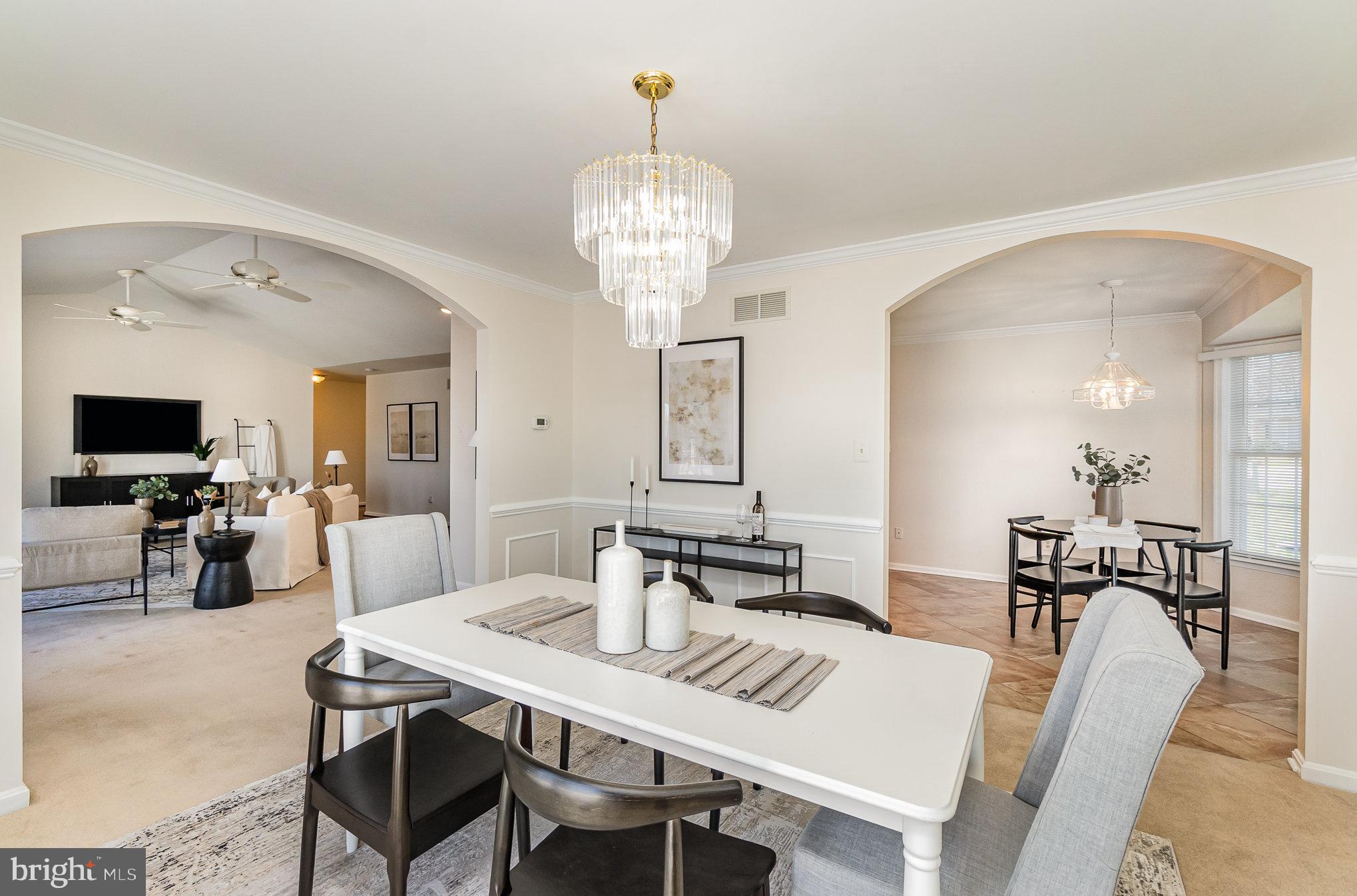 FOREST LAKES - Residential